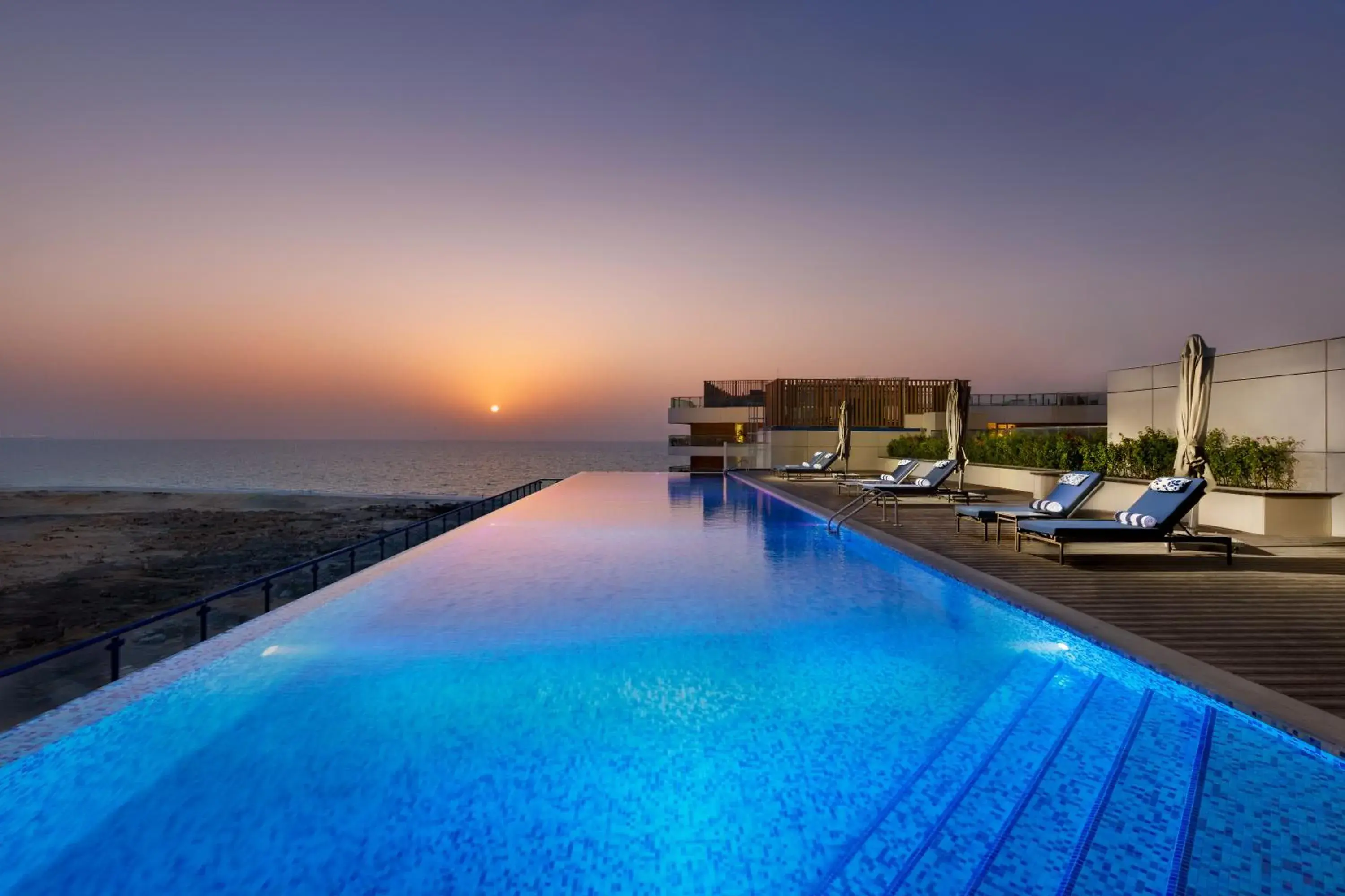 Swimming pool in Millennium Residences Saadiyat Island Swimming pool in Millennium Residences Saadiyat Island