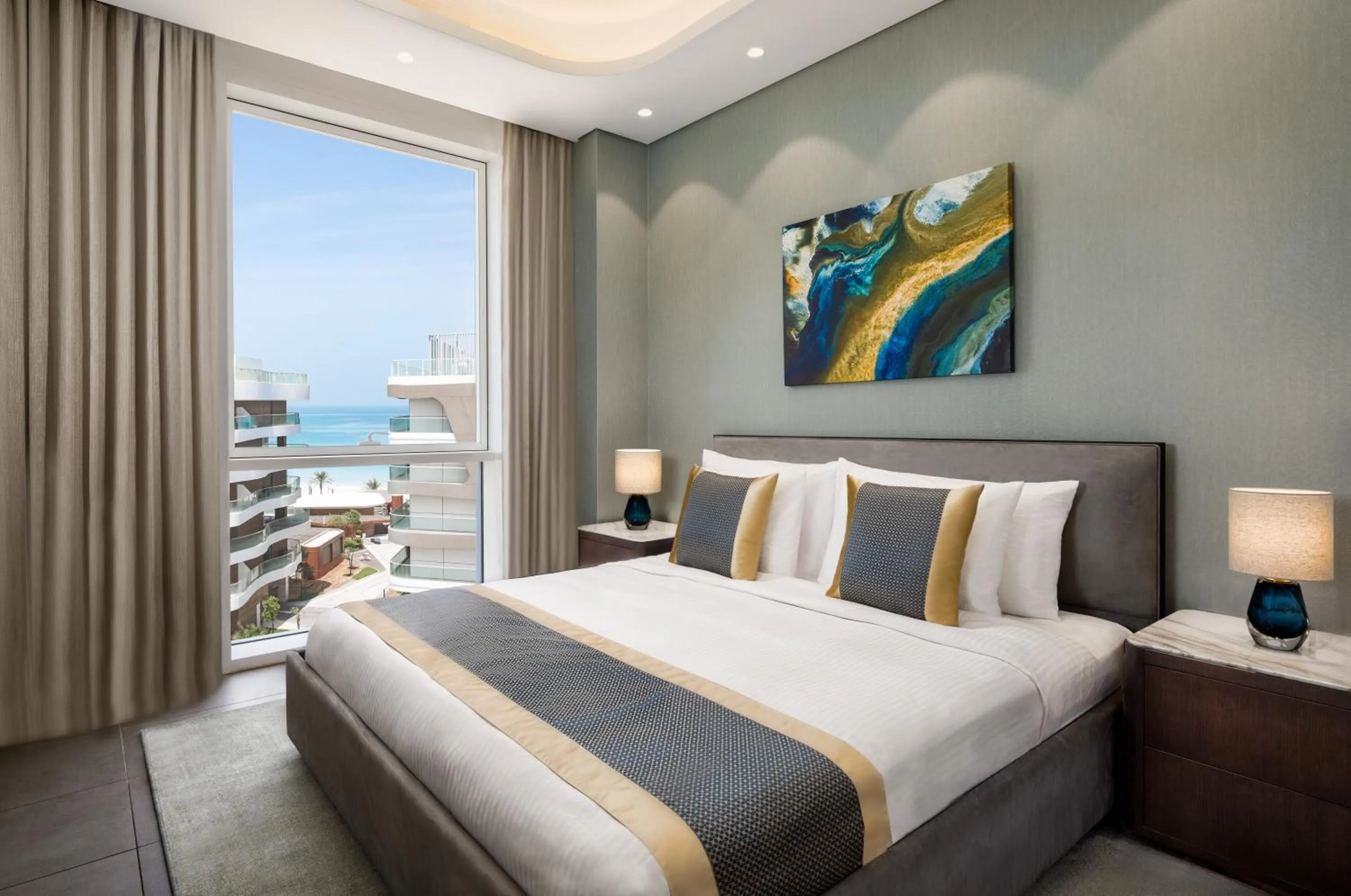 Bedroom, Bed in Millennium Residences Saadiyat Island