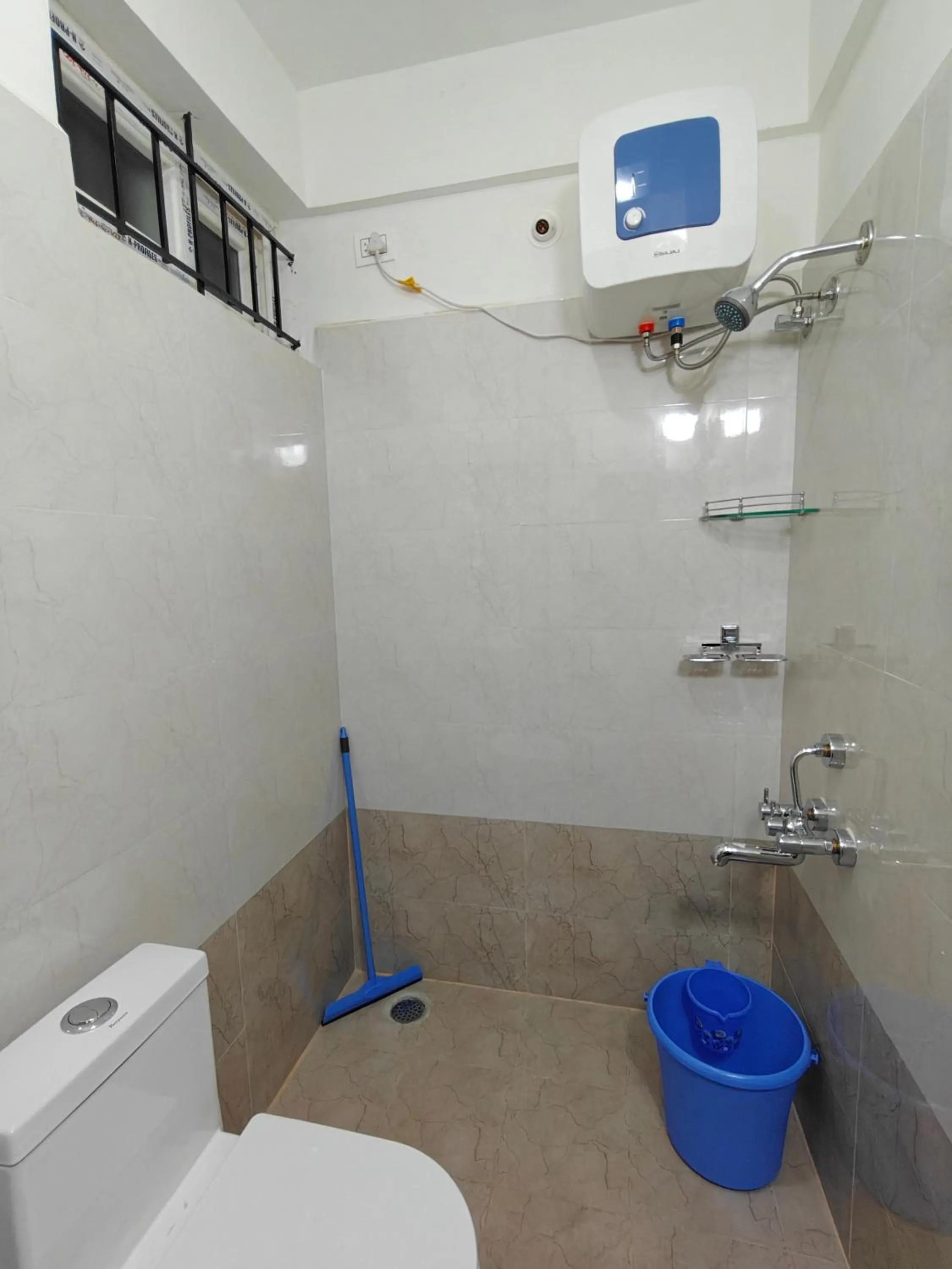 3 Home Tales (Brookefield)