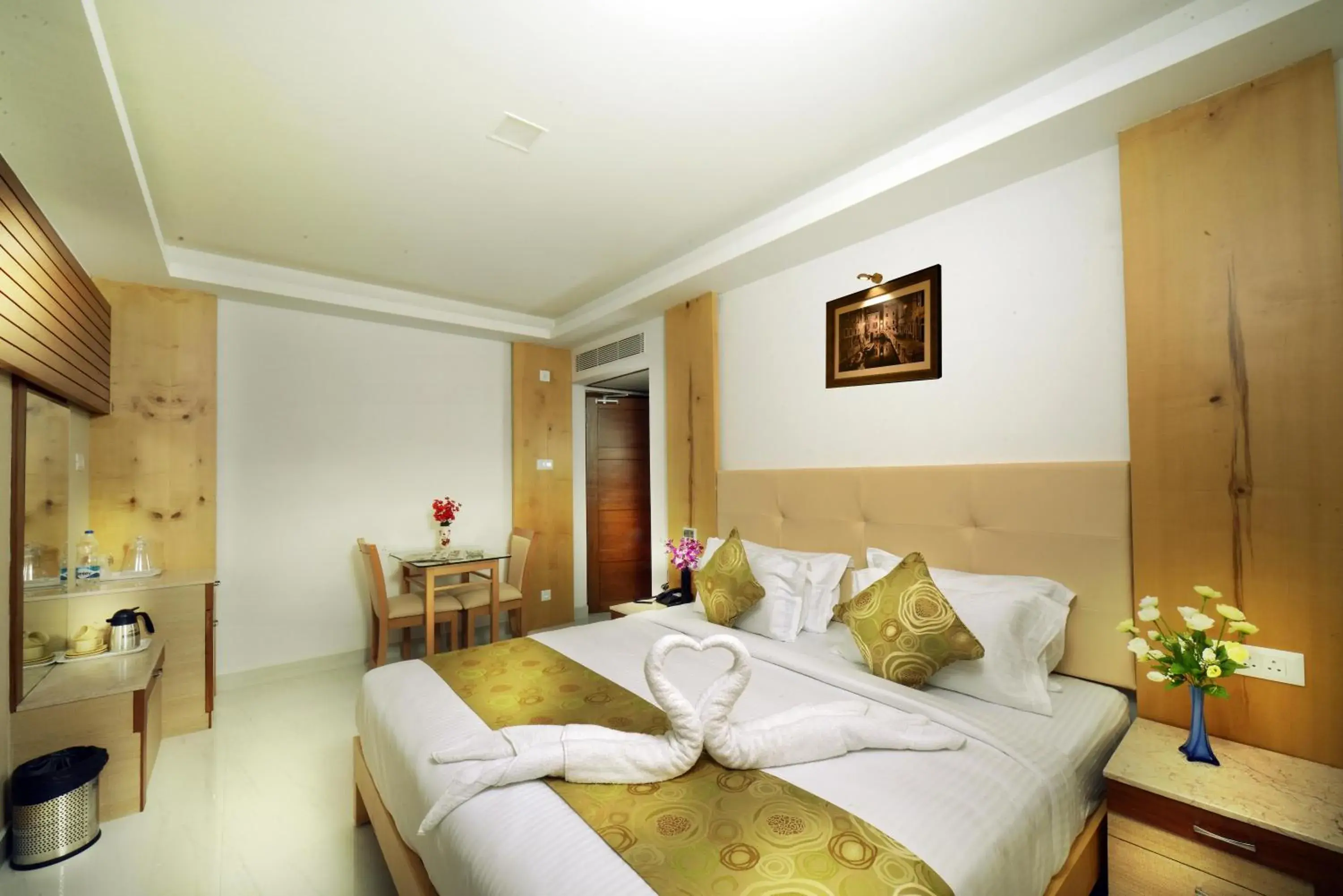 Hotel Mahi's Gateway Hotel Mahi's Gateway