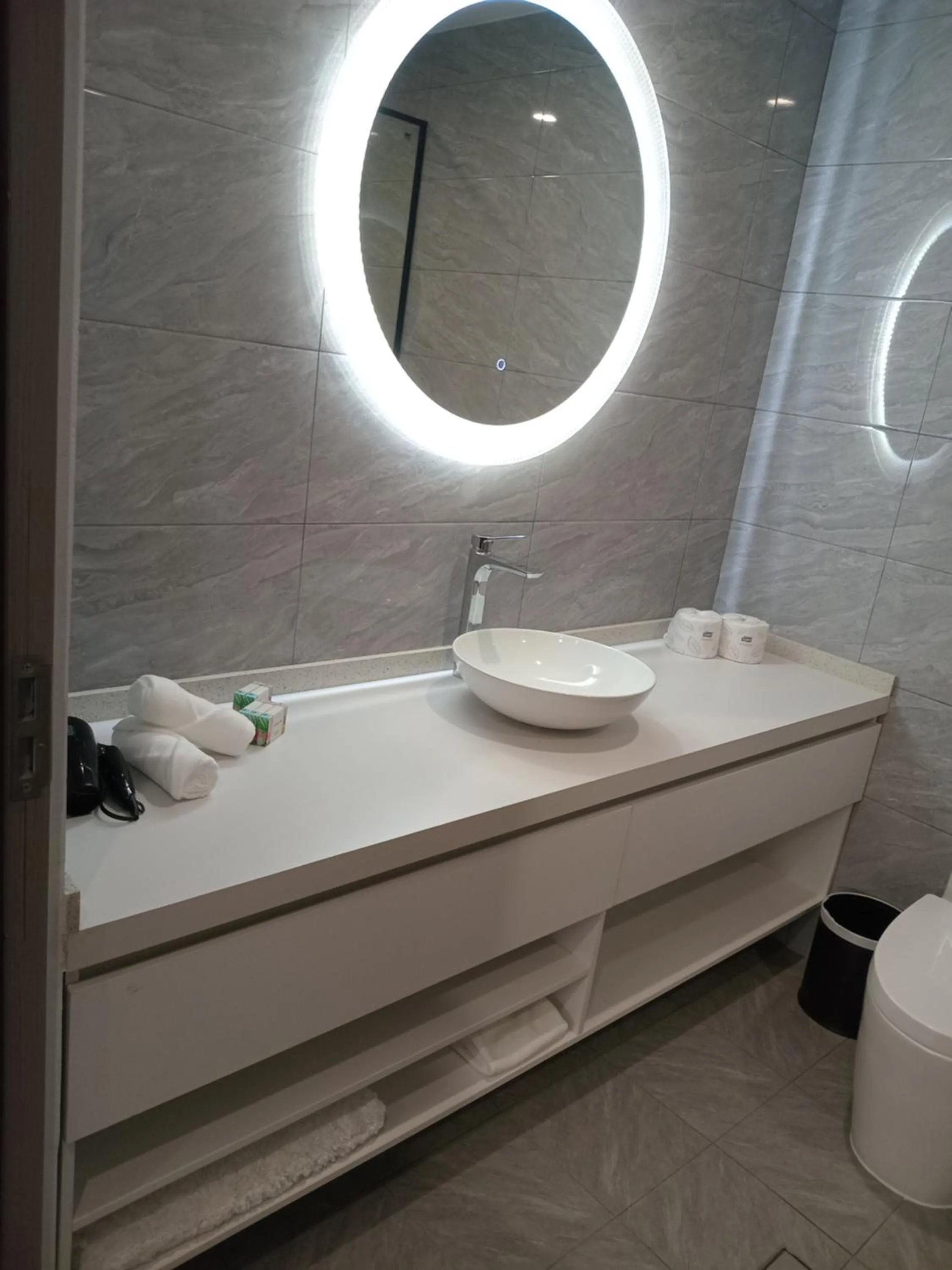 Bathroom in Hibiscus Suites And Residences