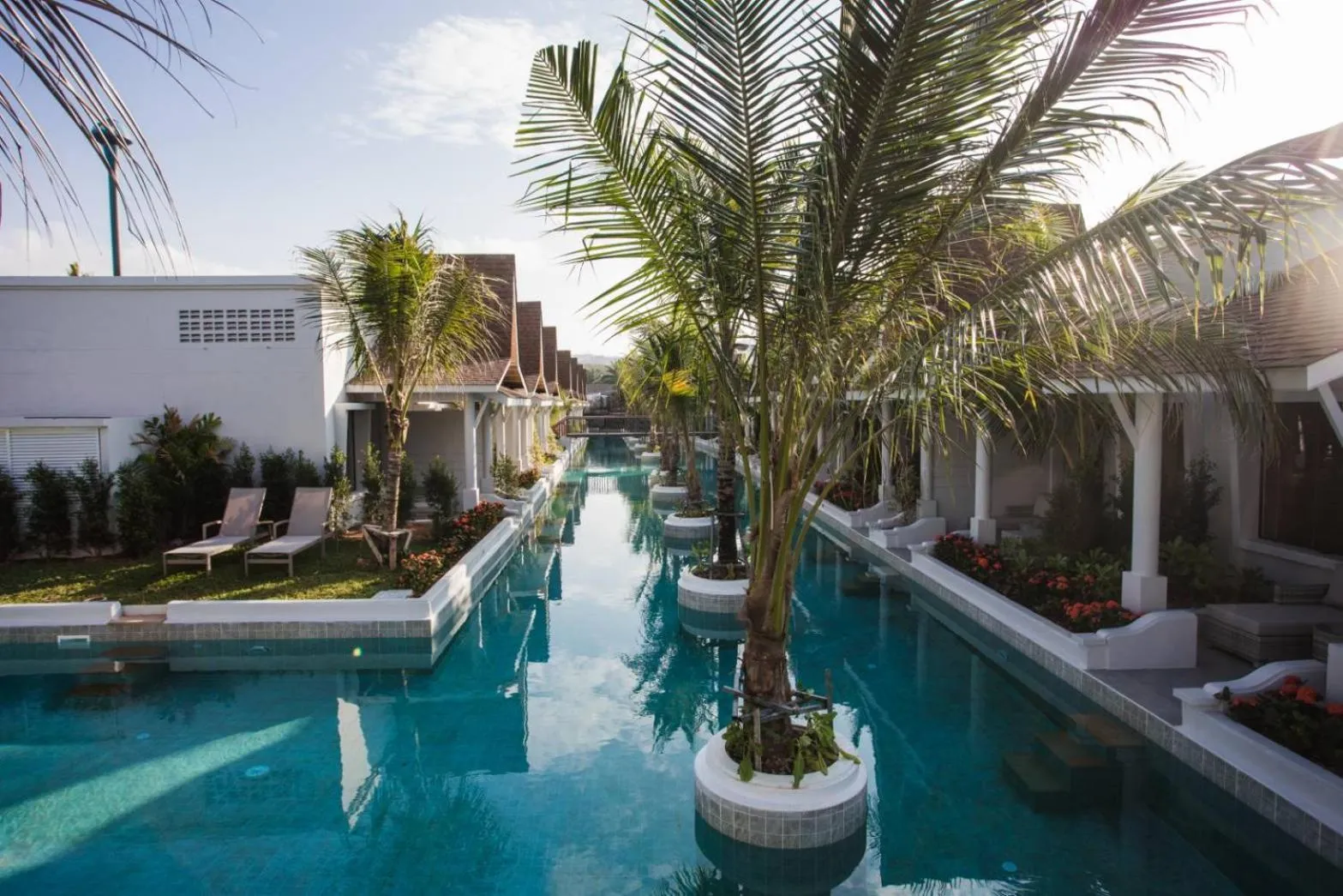 Swimming pool in Lalynn Resort & Villas, Phuket