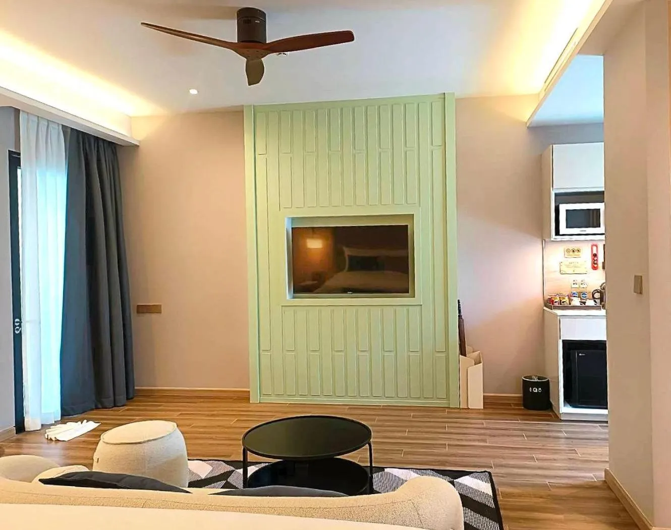 TV and multimedia in Lalynn Resort & Villas, Phuket