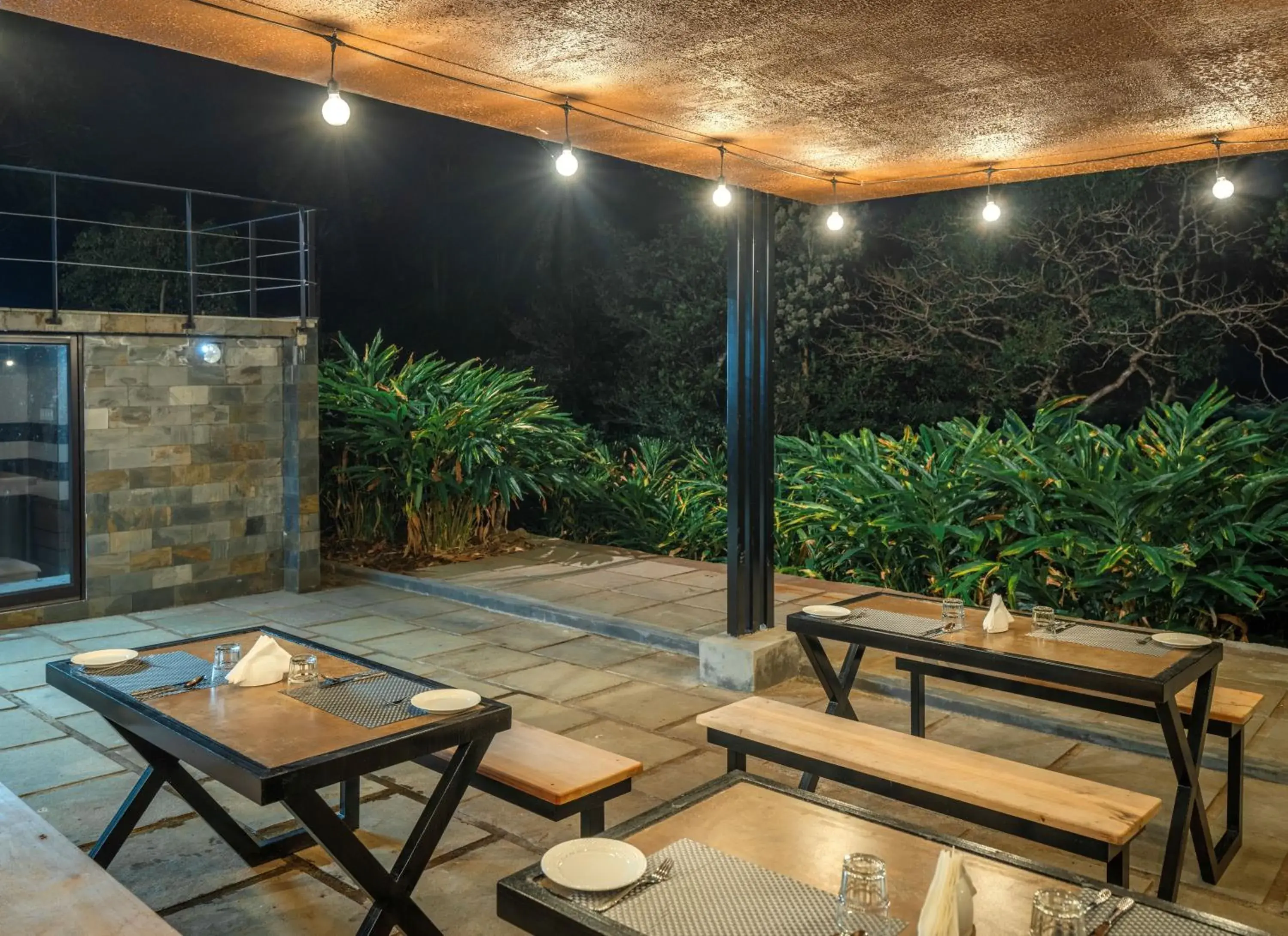 Restaurant/places to eat in Ela Luxury Stay Restaurant/places to eat in Ela Luxury Stay