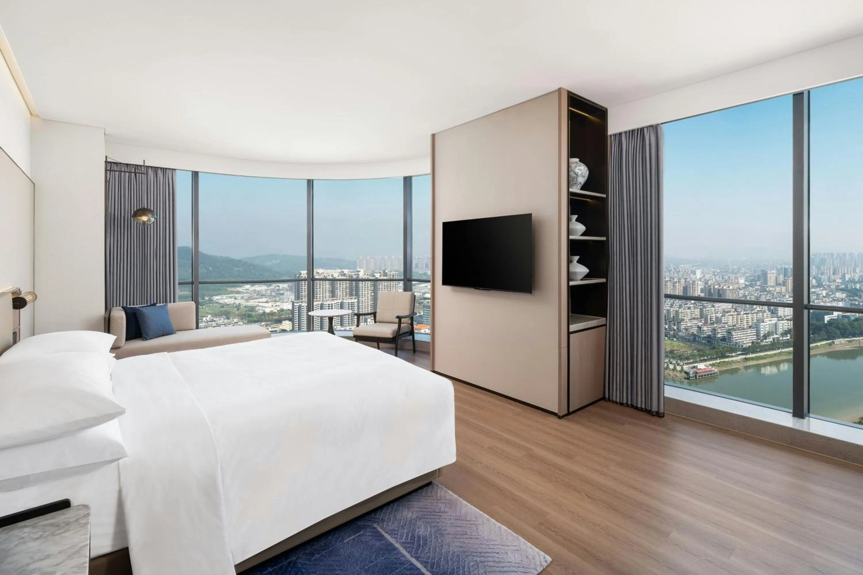 Bedroom, Bed in Jieyang Marriott Hotel