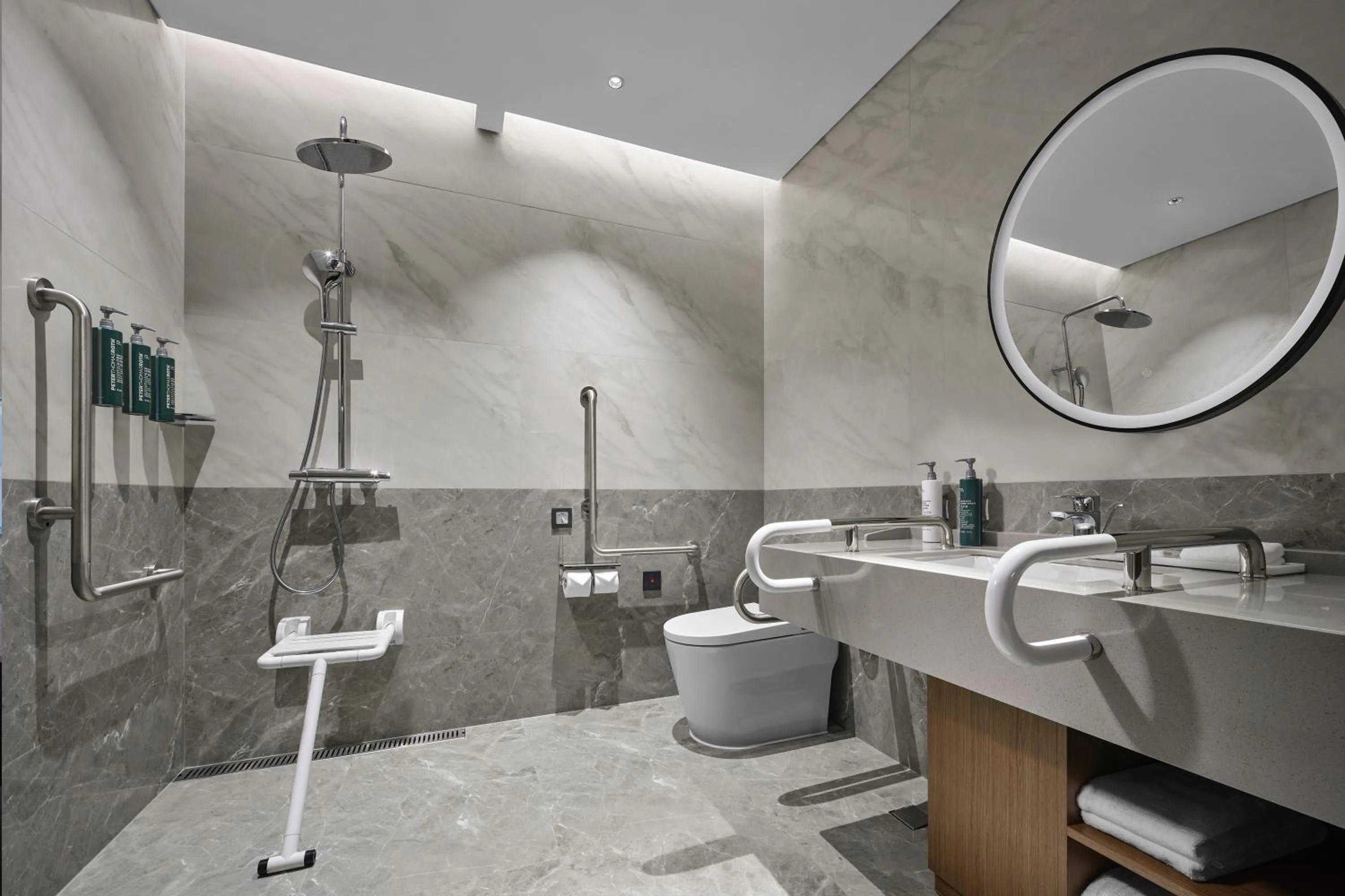 Bathroom in Hilton Garden Inn Beijing Yizhuang