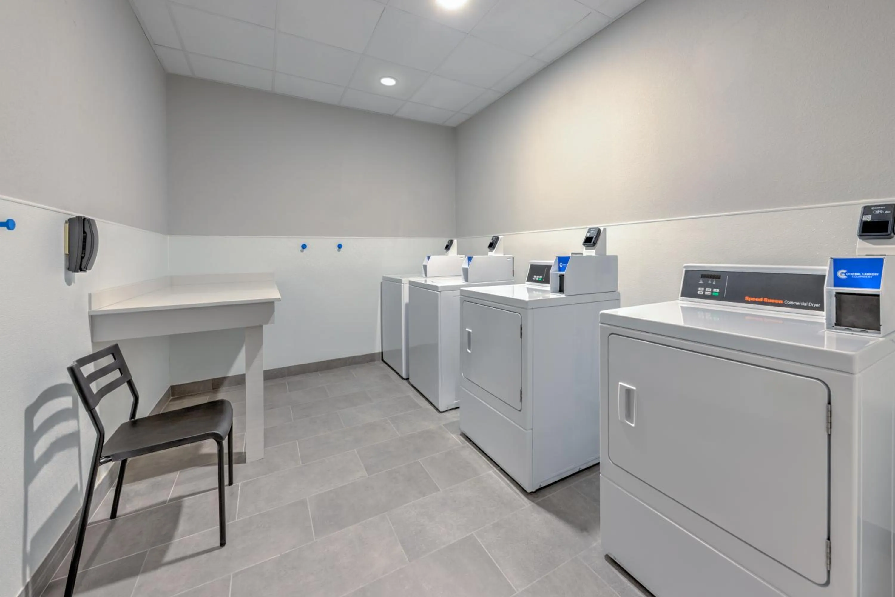 laundry in Hampton Inn & Suites by Hilton Little Rock Airport