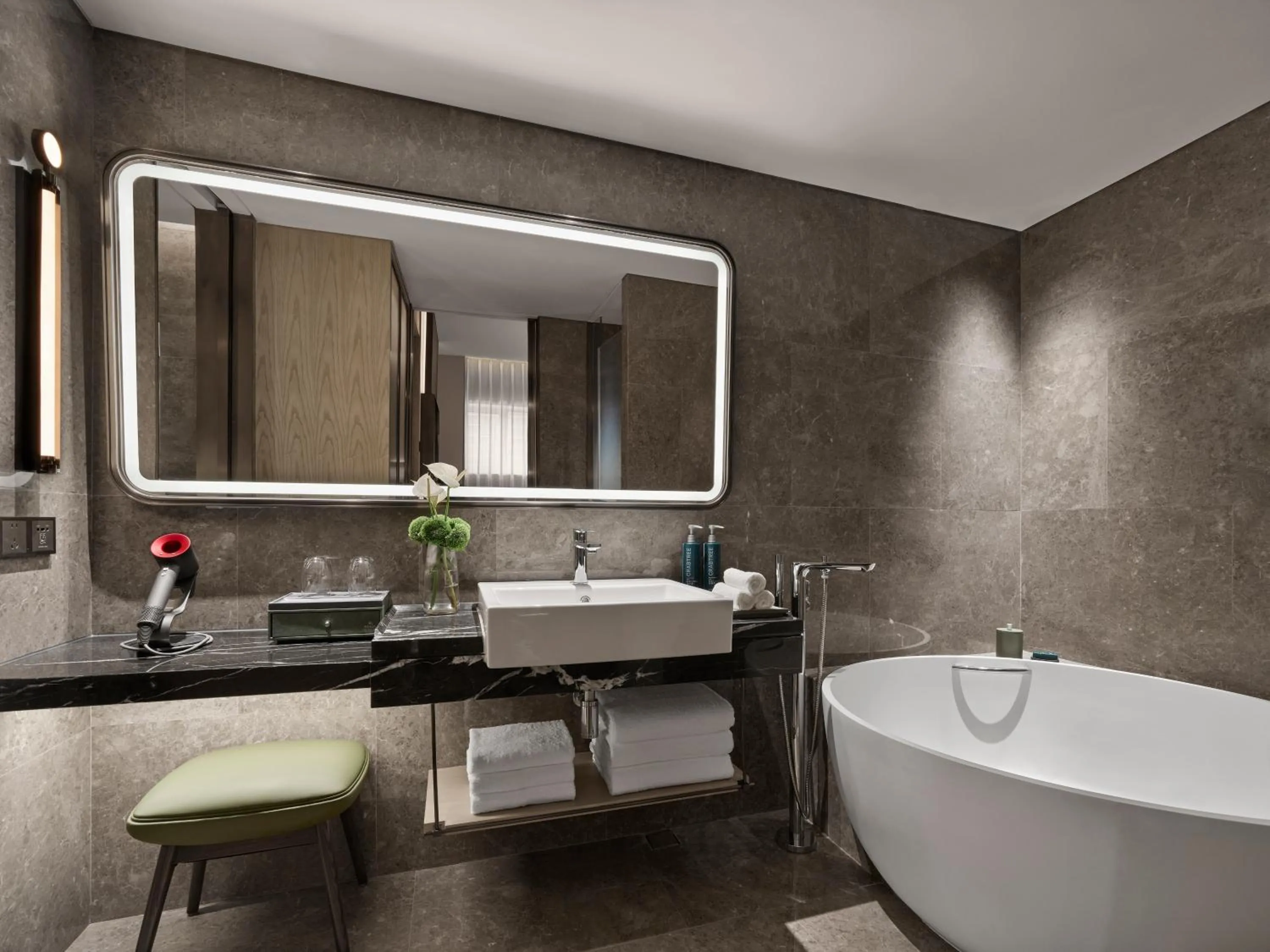 Bathroom in Hilton Shanghai Greater Hongqiao