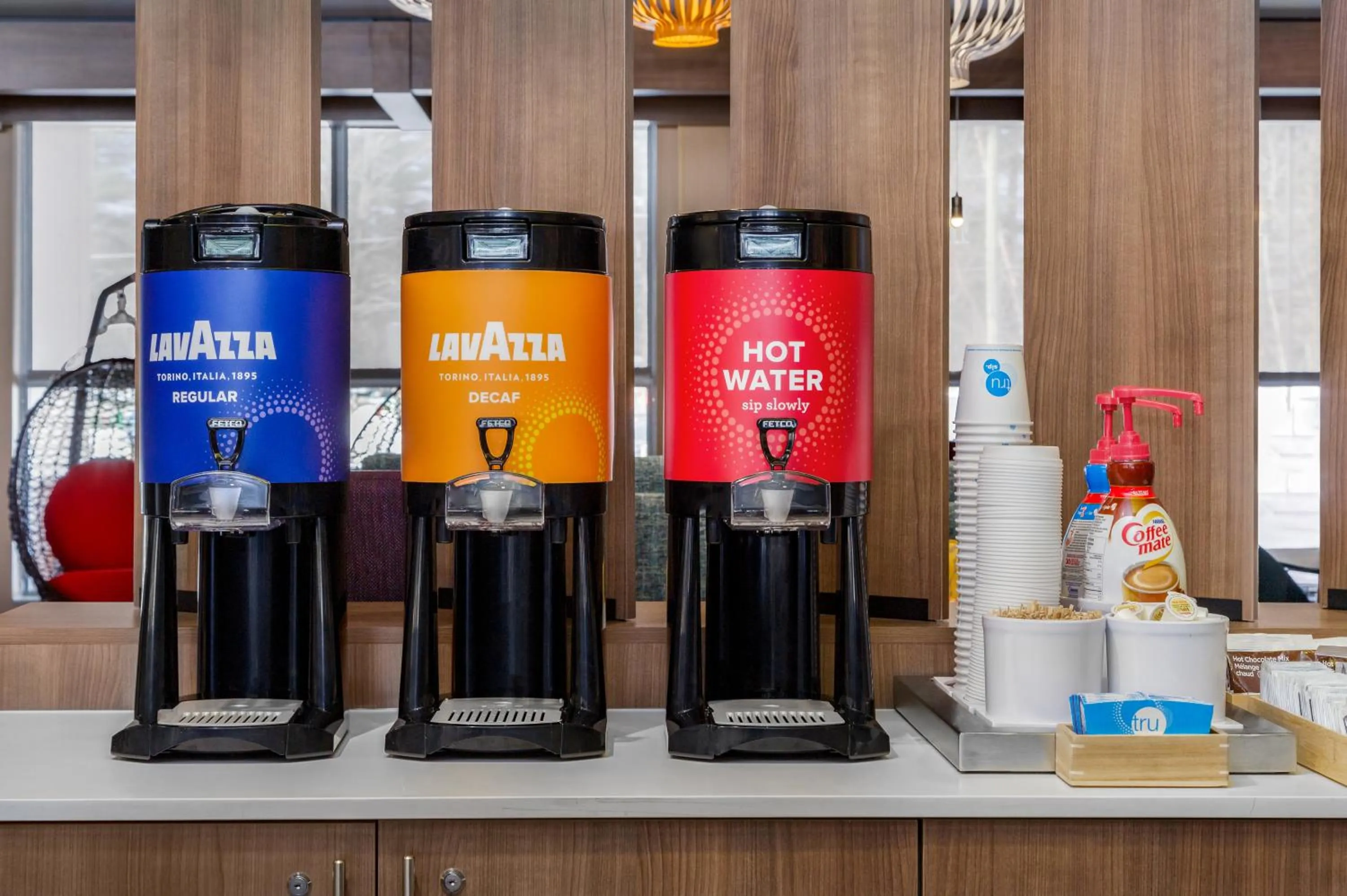 Coffee/tea facilities in Tru By Hilton Bracebridge, On