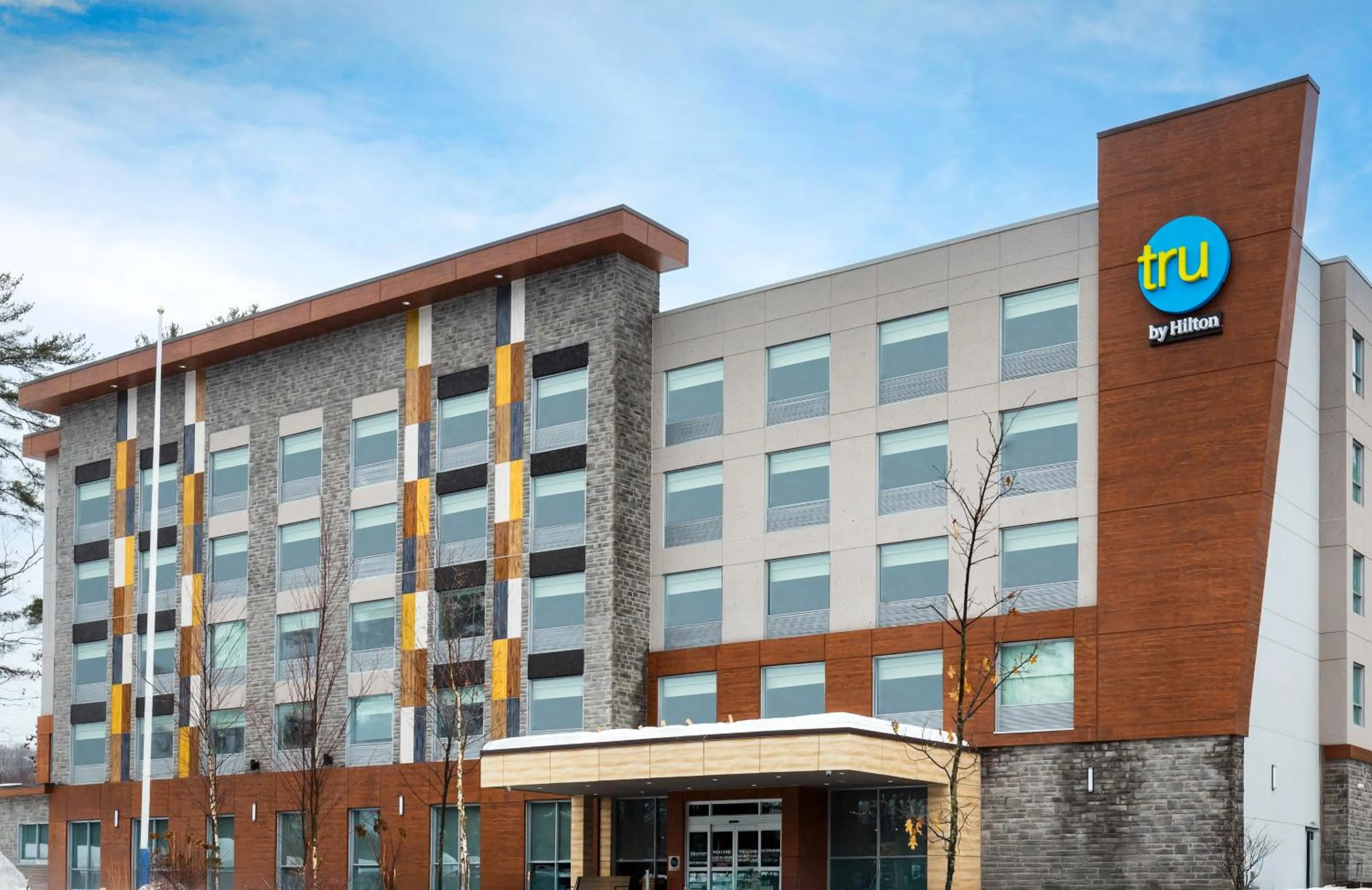 Property building in Tru By Hilton Bracebridge, On