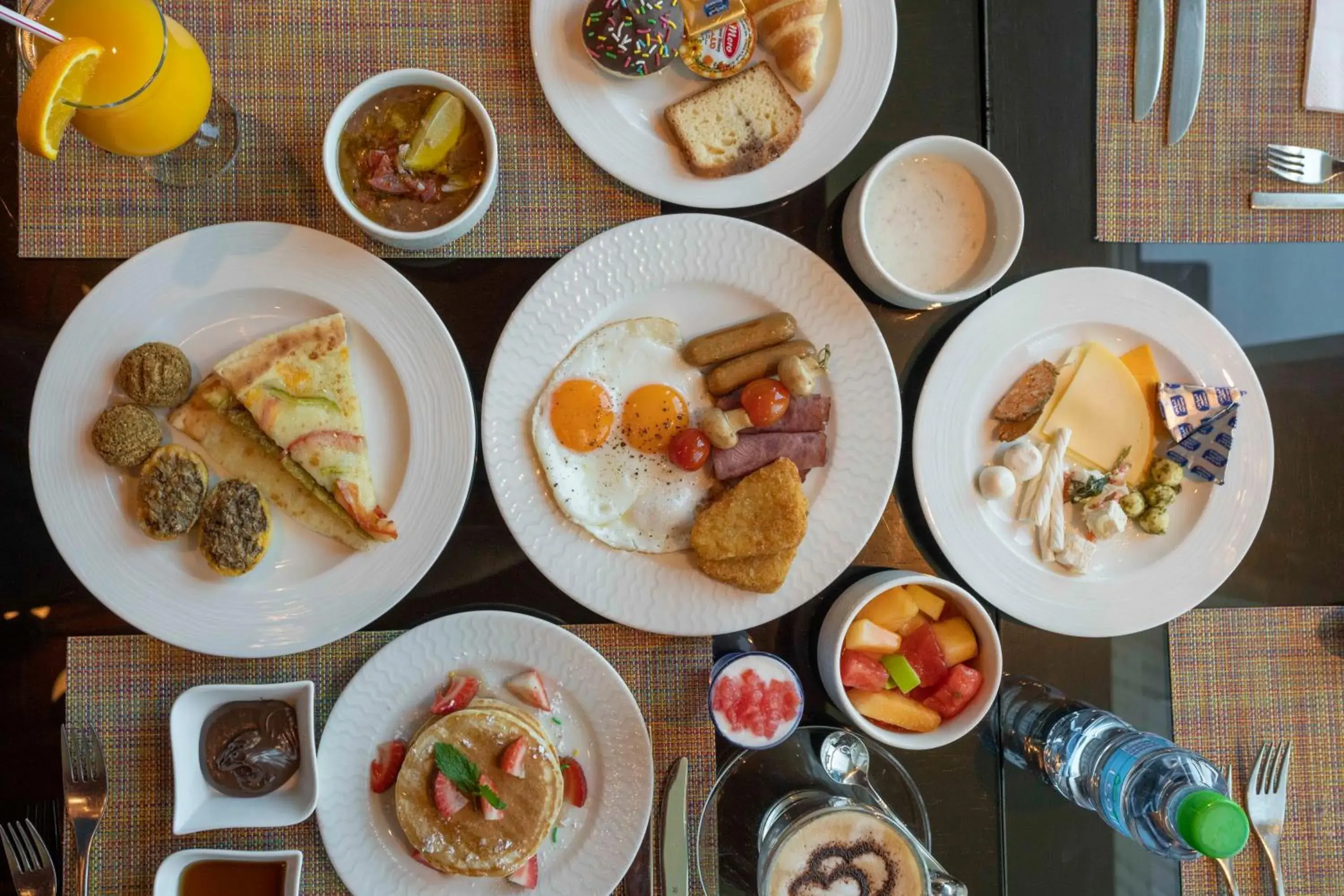 Restaurant/places to eat in Millennium Hotel & Convention Centre Kuwait Restaurant/places to eat in Millennium Hotel & Convention Centre Kuwait