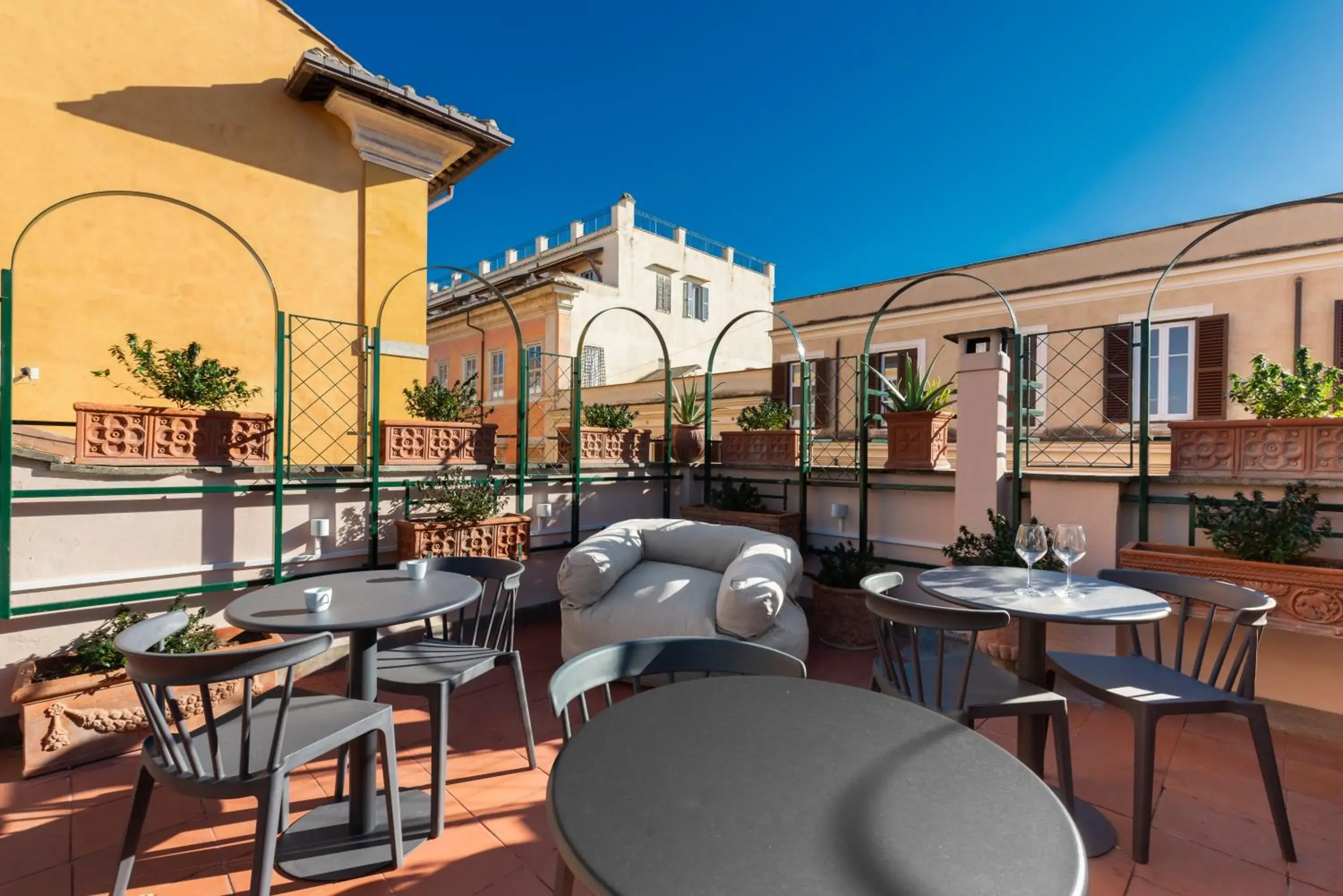 H77 Apartments - Maison D'Art Collection H77 Apartments - Maison D'Art Collection
