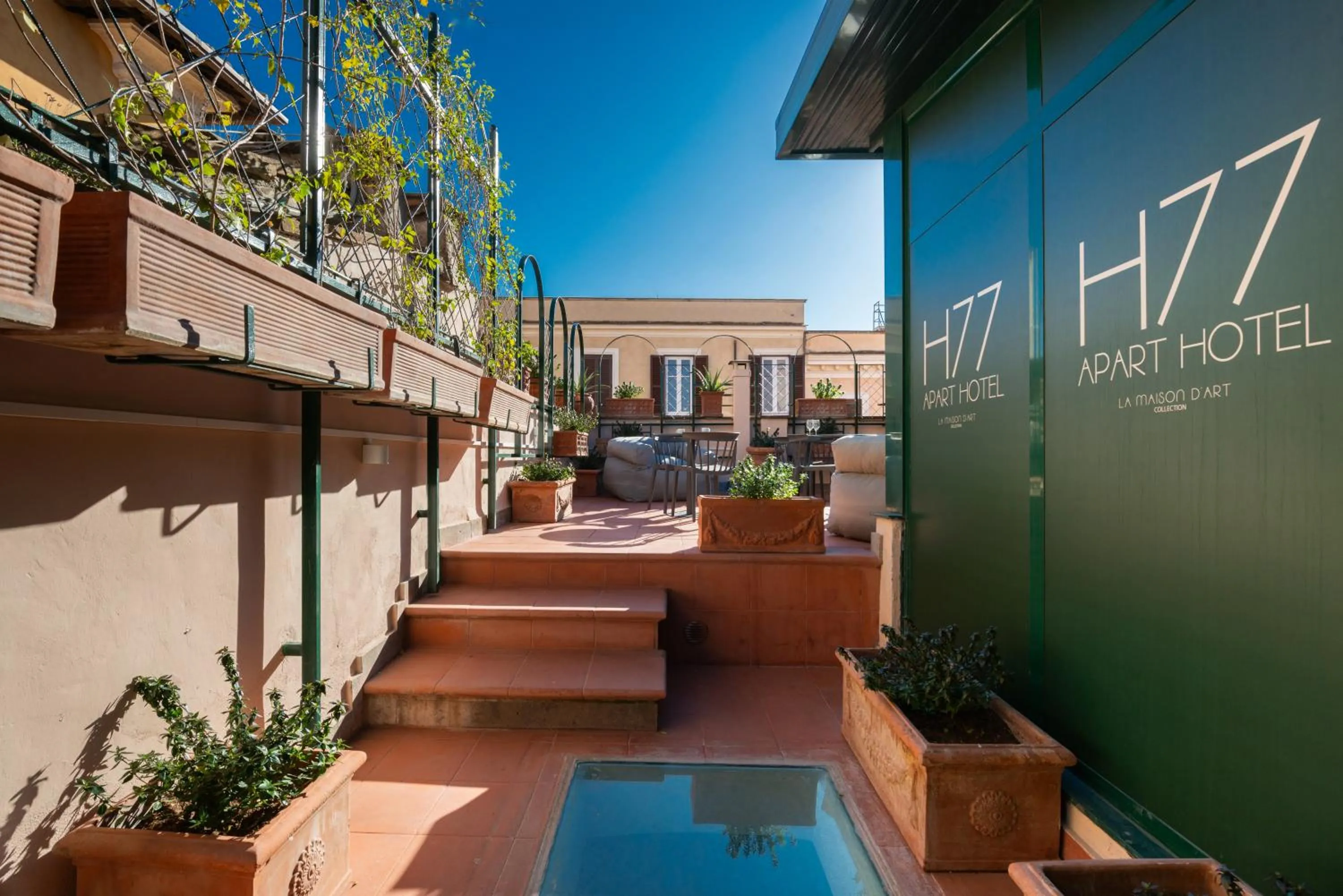 Balcony/Terrace in H77 Apartments - Maison D'Art Collection