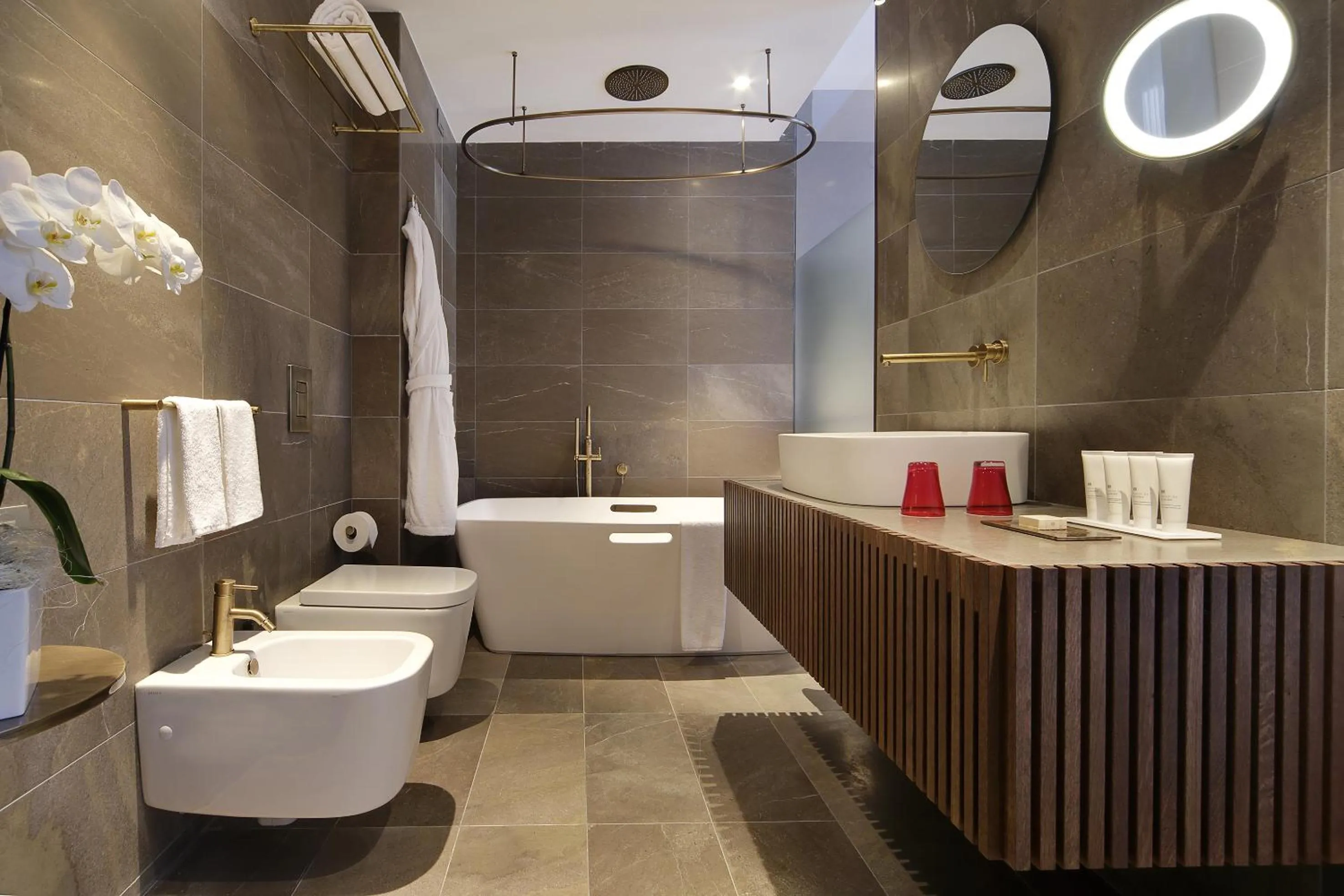 Bathroom in Grand Hotel Campione