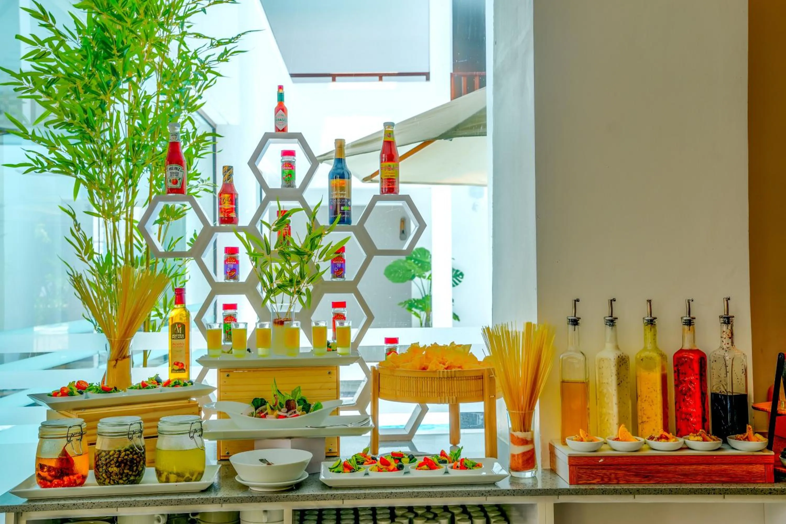 Restaurant/places to eat in Cocomo Maldives