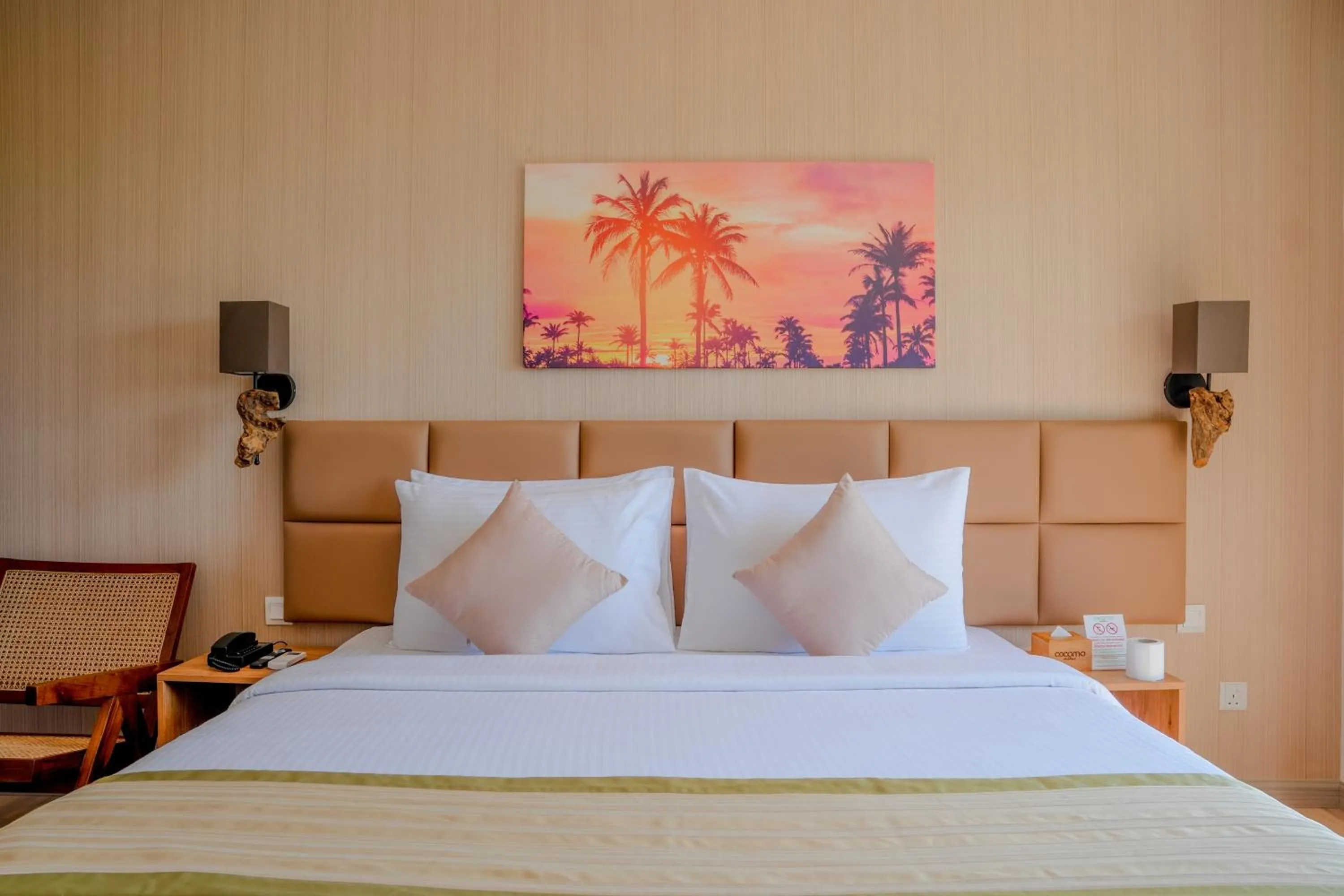 Bed in Cocomo Maldives