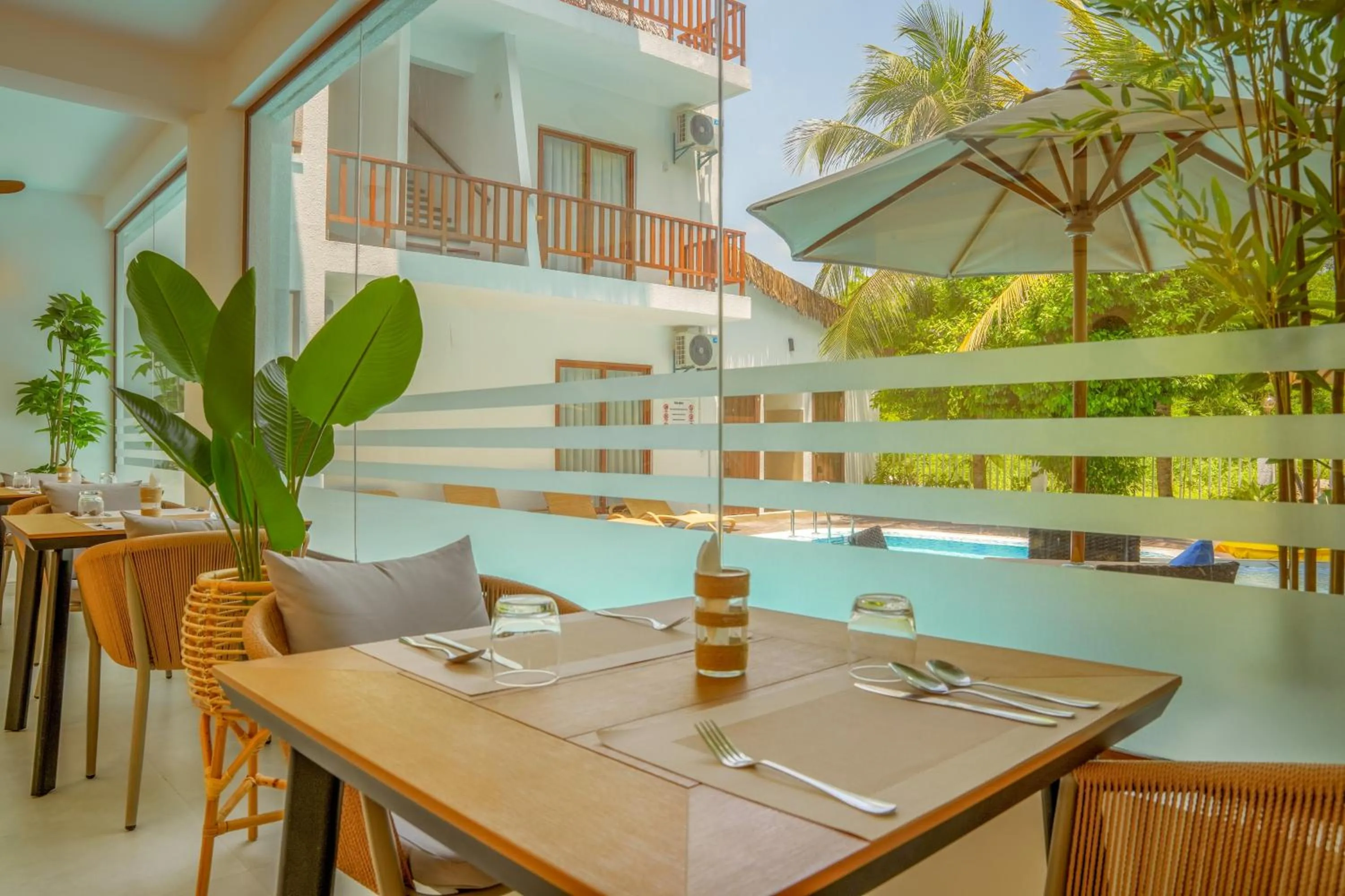 Restaurant/places to eat in Cocomo Maldives