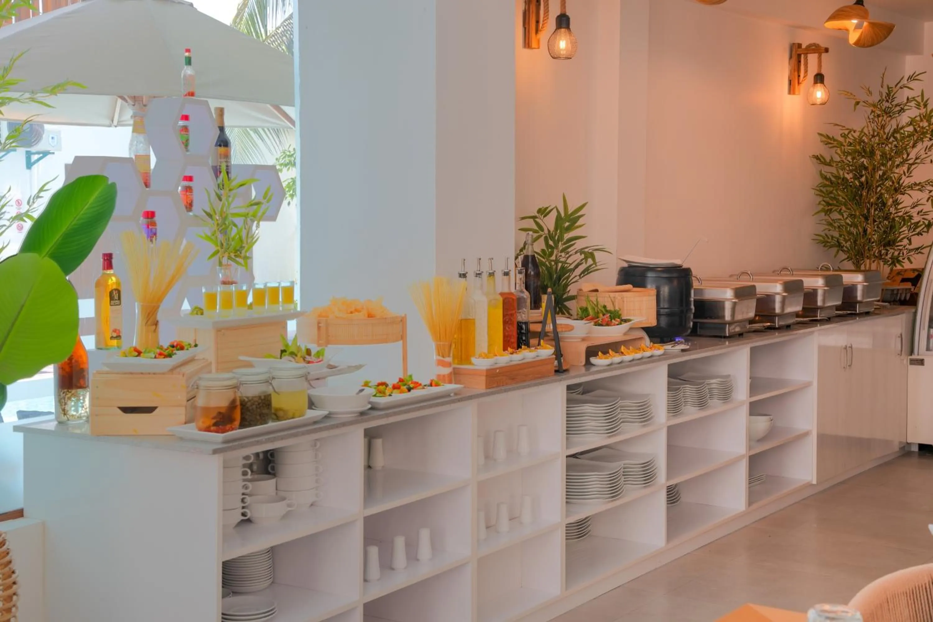 Restaurant/places to eat in Cocomo Maldives