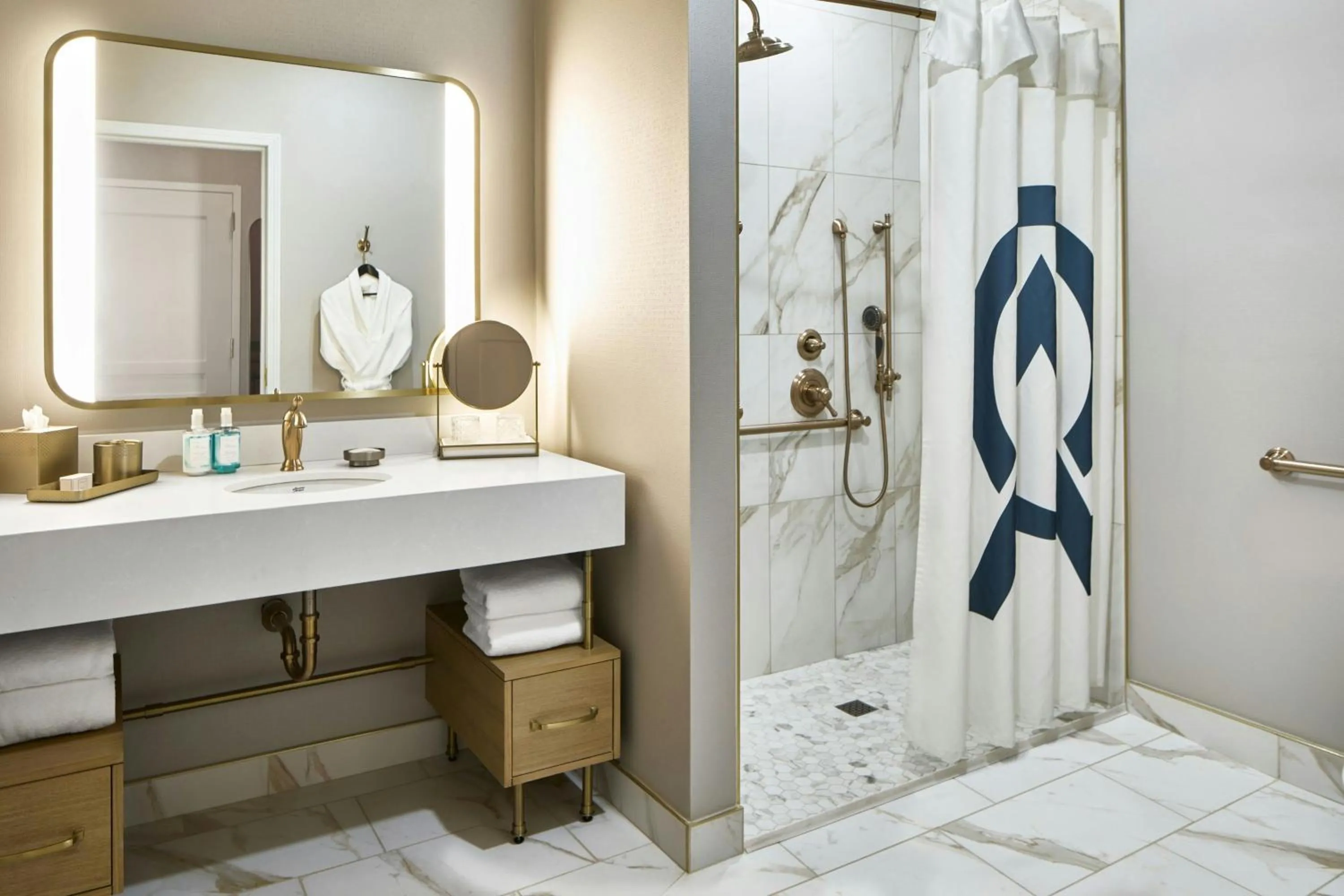 Bathroom in The Olive Ann Hotel, Grand Forks, a Tribute Portfolio Hotel