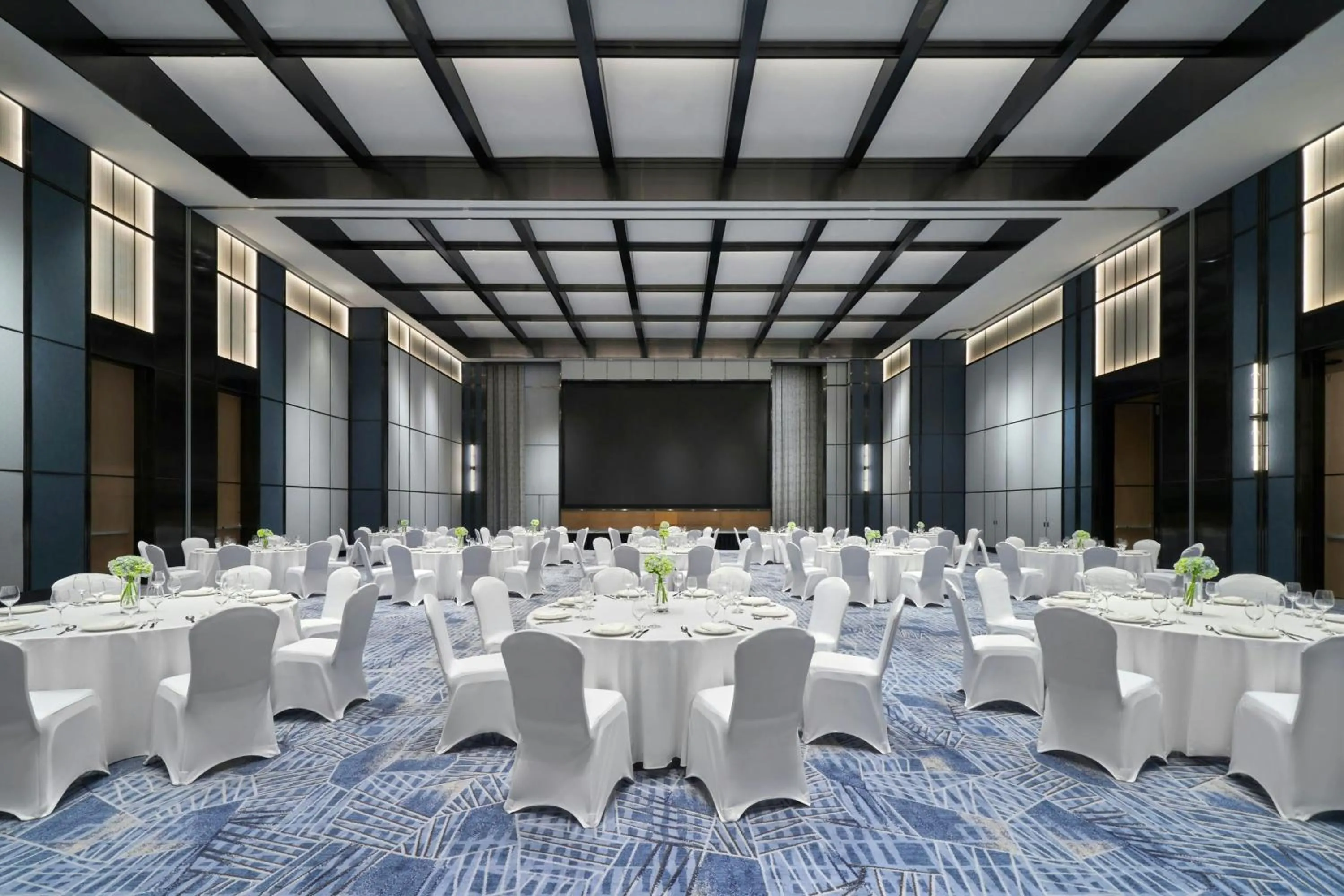 Meeting/conference room in Four Points by Sheraton Ha Giang