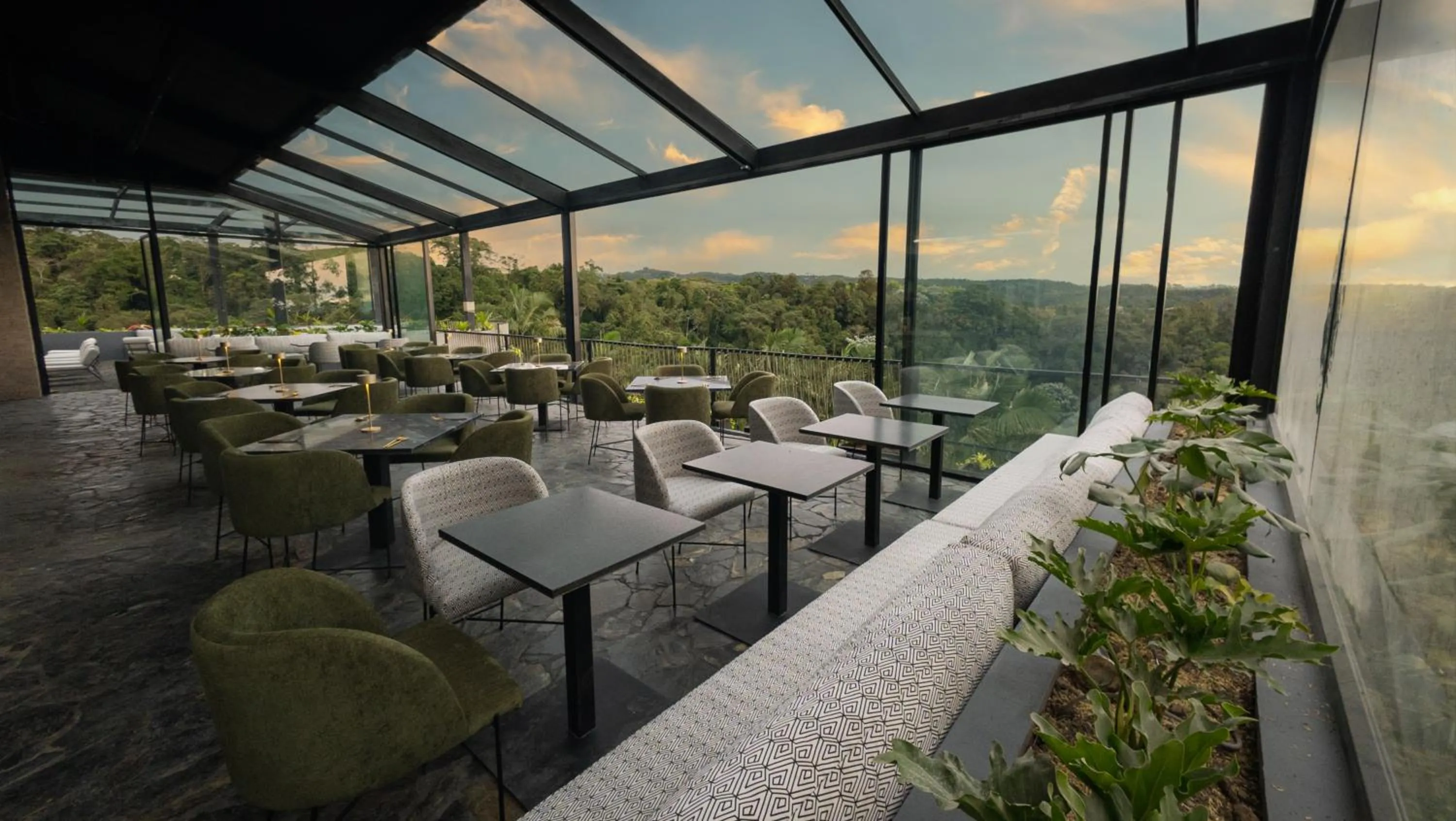 Restaurant/places to eat in Hotel Casa Tuirak