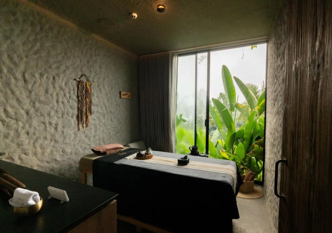 Massage in Hotel Casa Tuirak