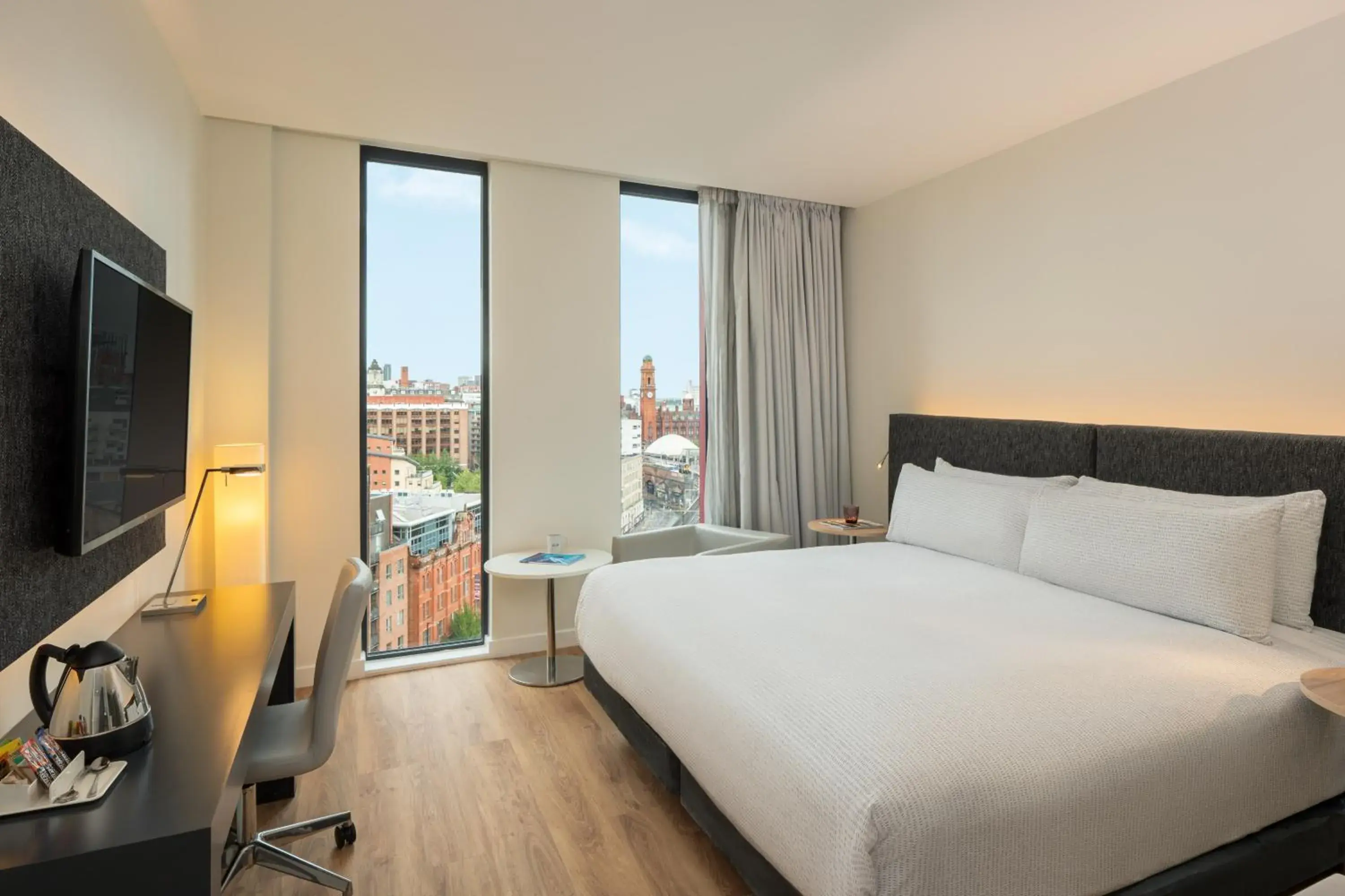 The INNSiDE Room - City View in INNSiDE by Meliá Manchester The INNSiDE Room - City View in INNSiDE by Meliá Manchester