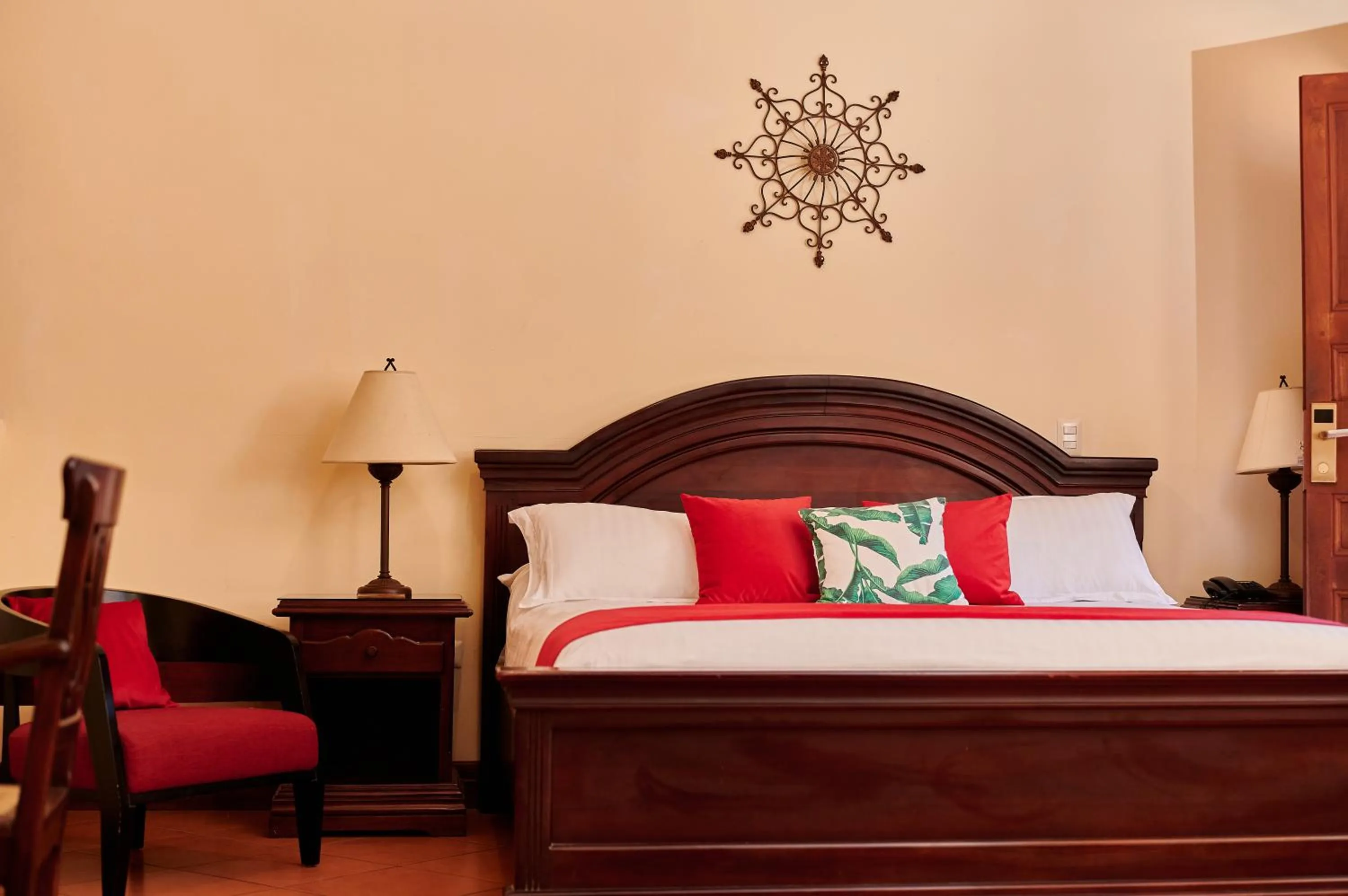 Bedroom, Bed in Hotel Plaza Colon - Granada Nicaragua