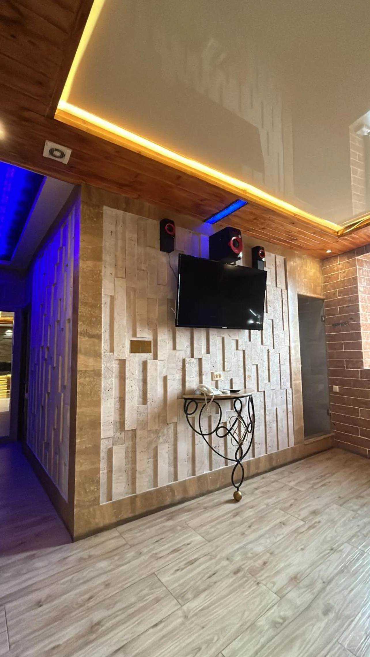 Property building in Aleppo Hotel