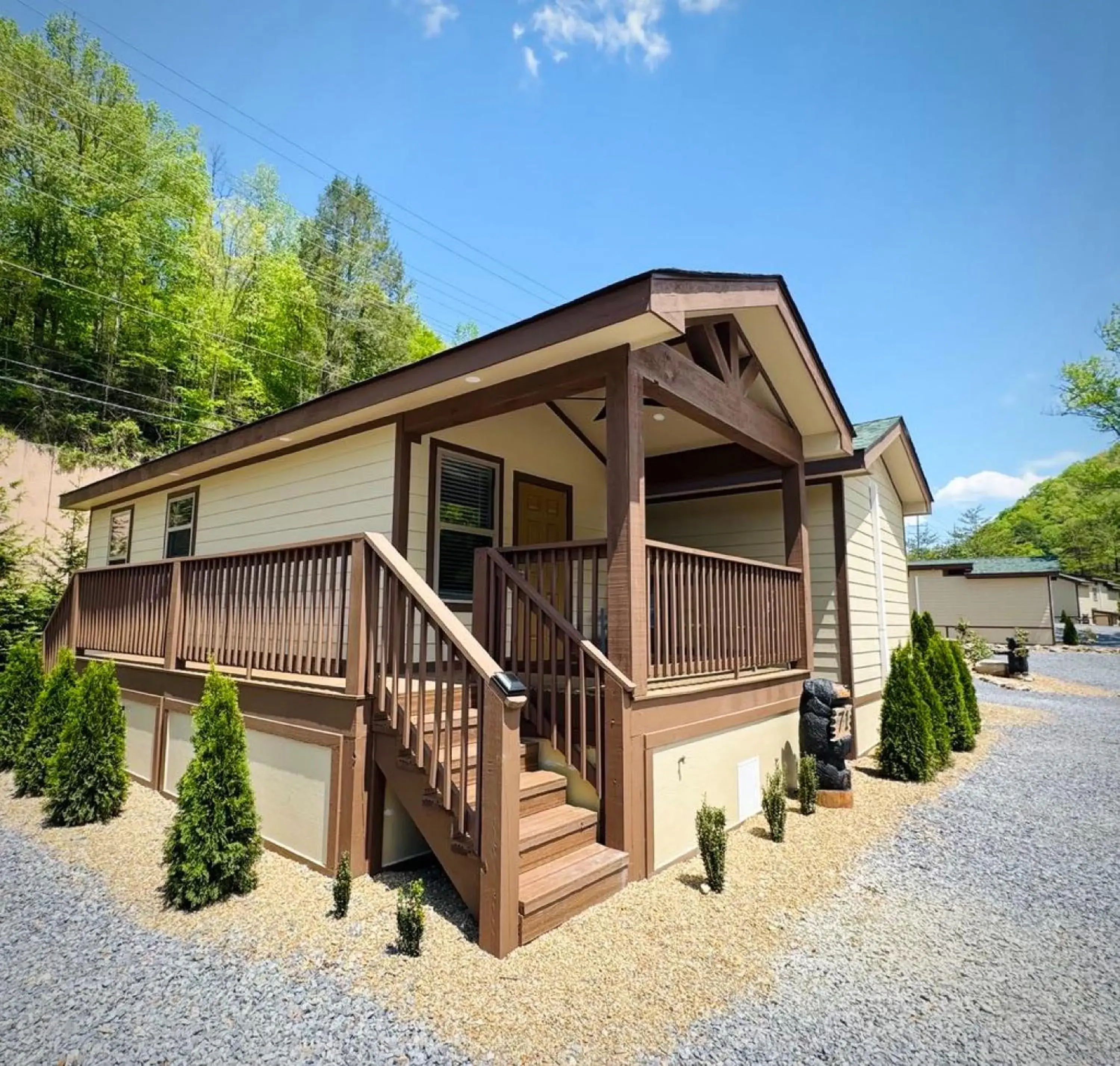 Tiny Home One Bedroom in Dudley Creek RV Resort Tiny Home One Bedroom in Dudley Creek RV Resort