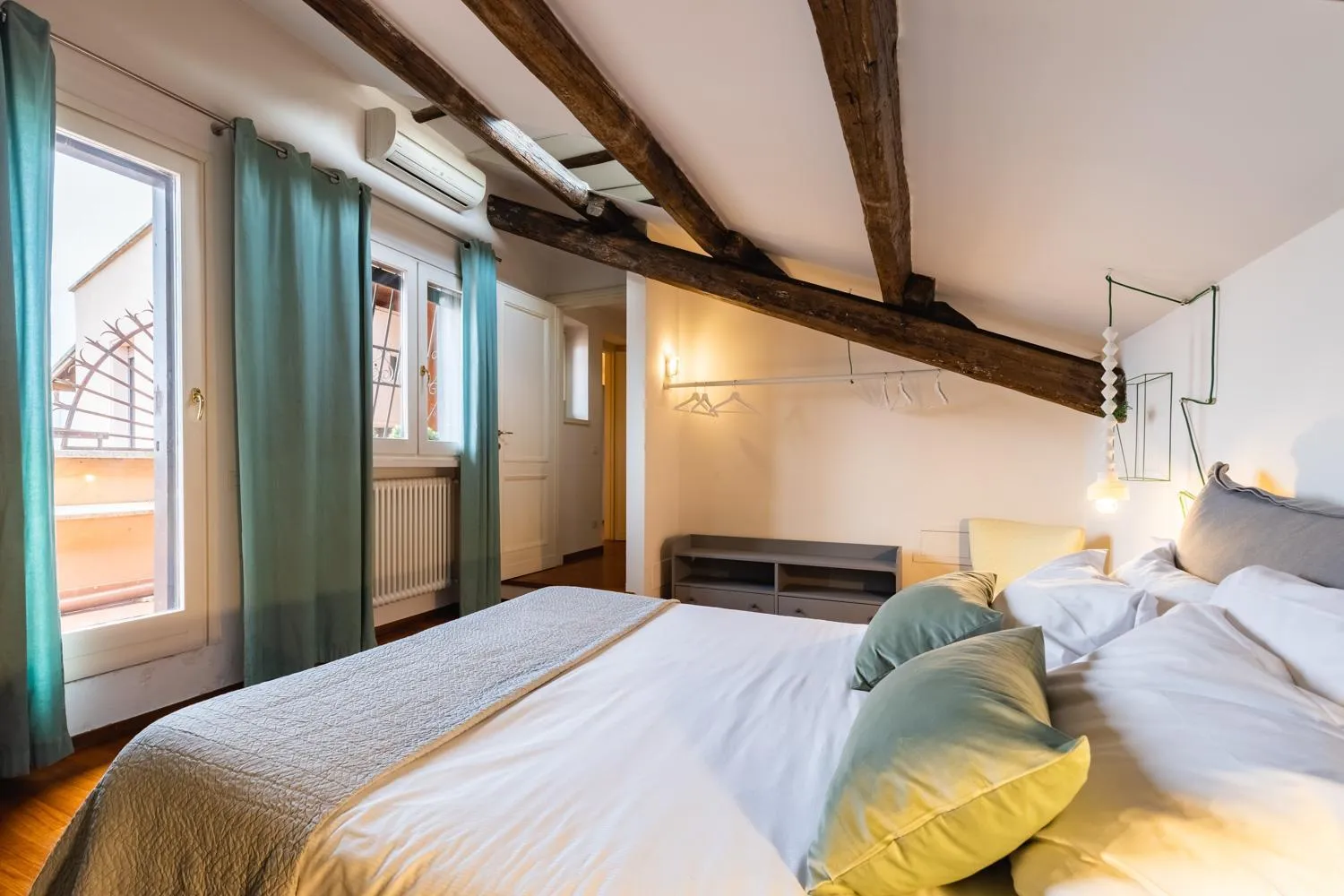 Bed in Navona 49 Luxury Suites&Apartment