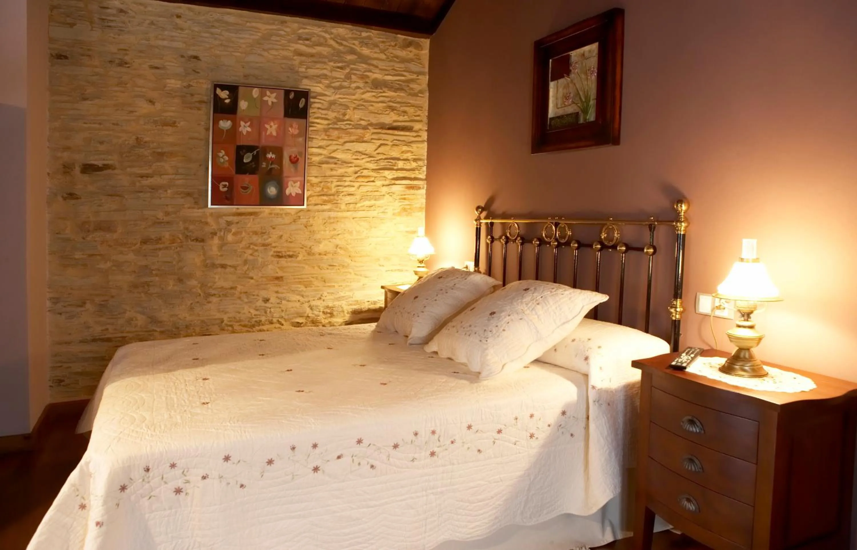 Bed in Hotel Rural Casona Trabadelo