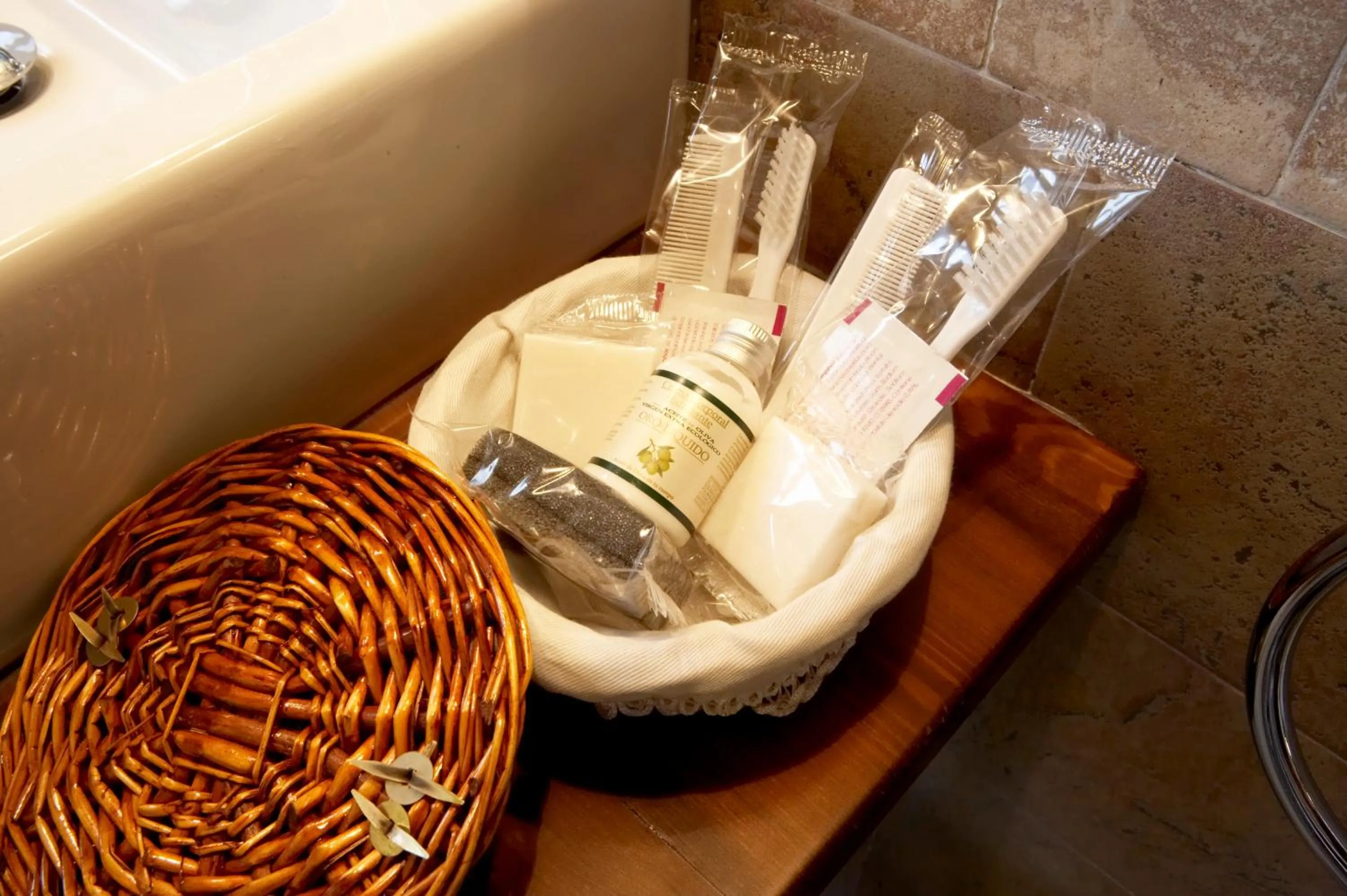 Shower in Hotel Rural Casona Trabadelo