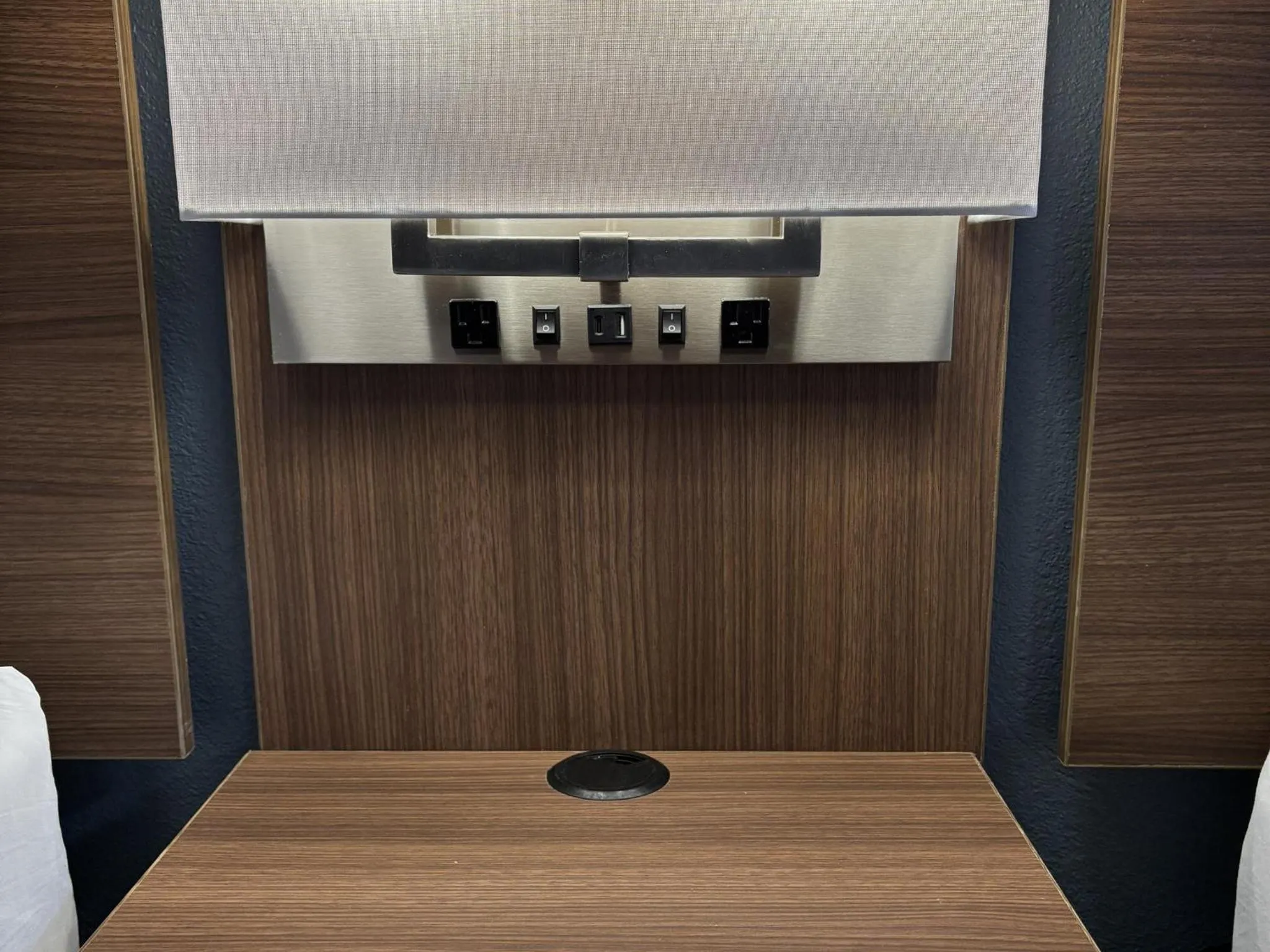 Photo of the whole room in HomeTowne Studios by Red Roof Hagerstown - Williamsport, MD