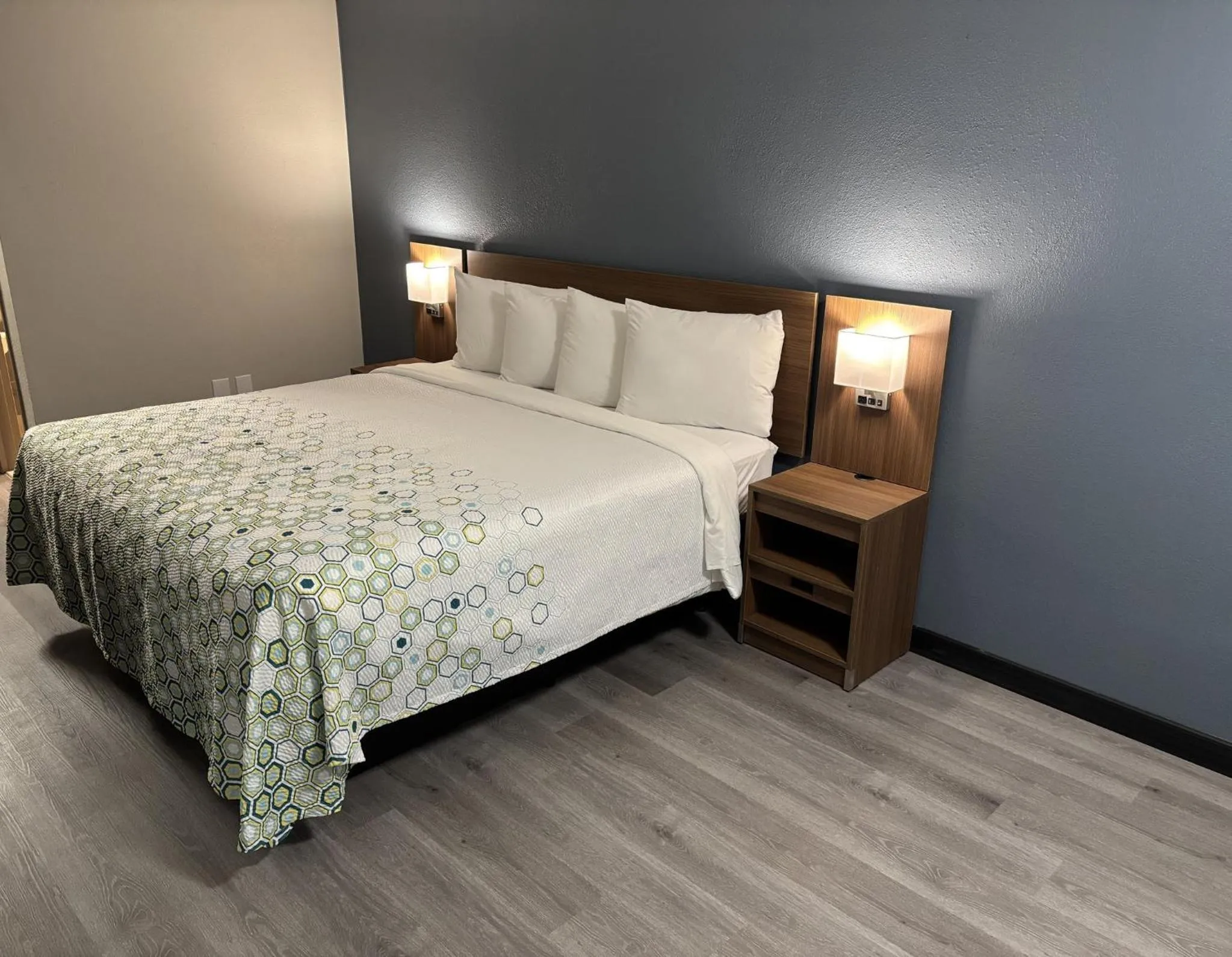 Bedroom, Bed in HomeTowne Studios by Red Roof Hagerstown - Williamsport, MD