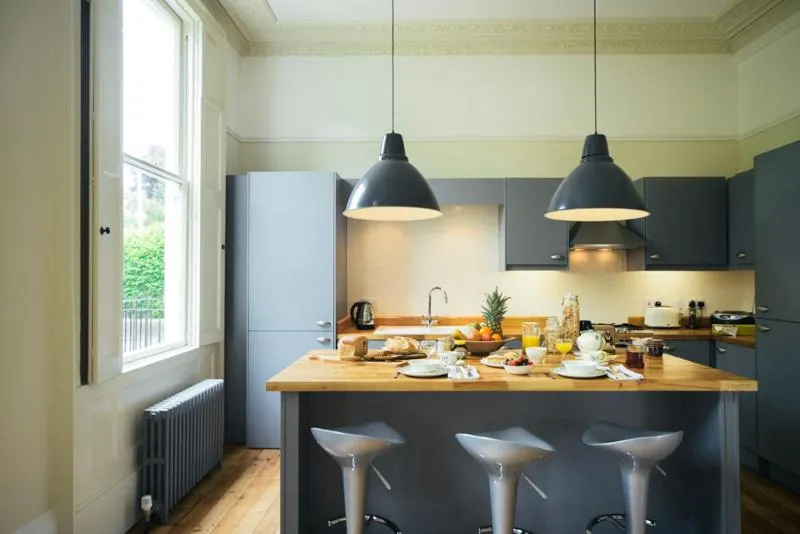 Dining area in Percy Place Bath