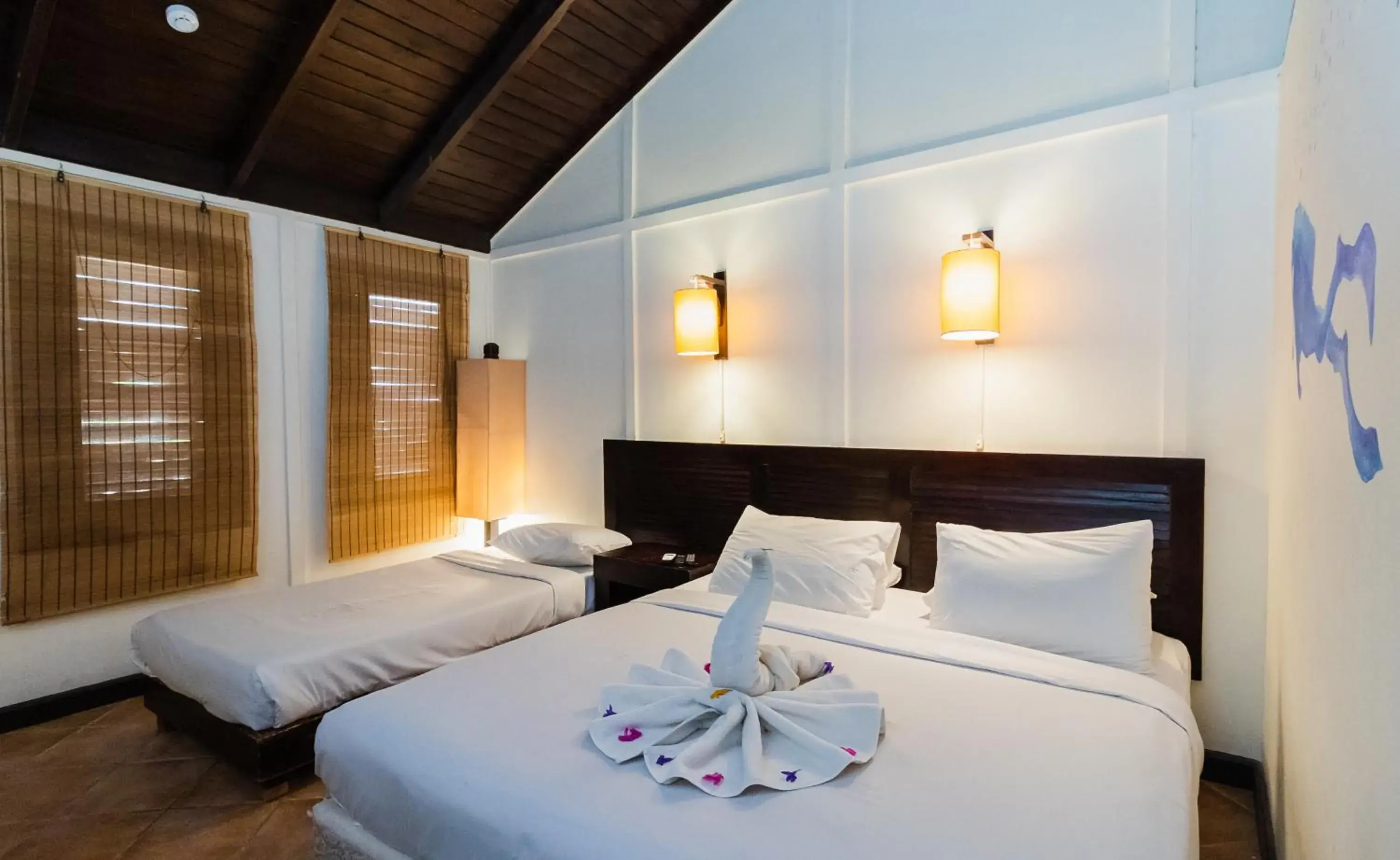 Triple Room in Abu Dabbab Lodge Triple Room in Abu Dabbab Lodge