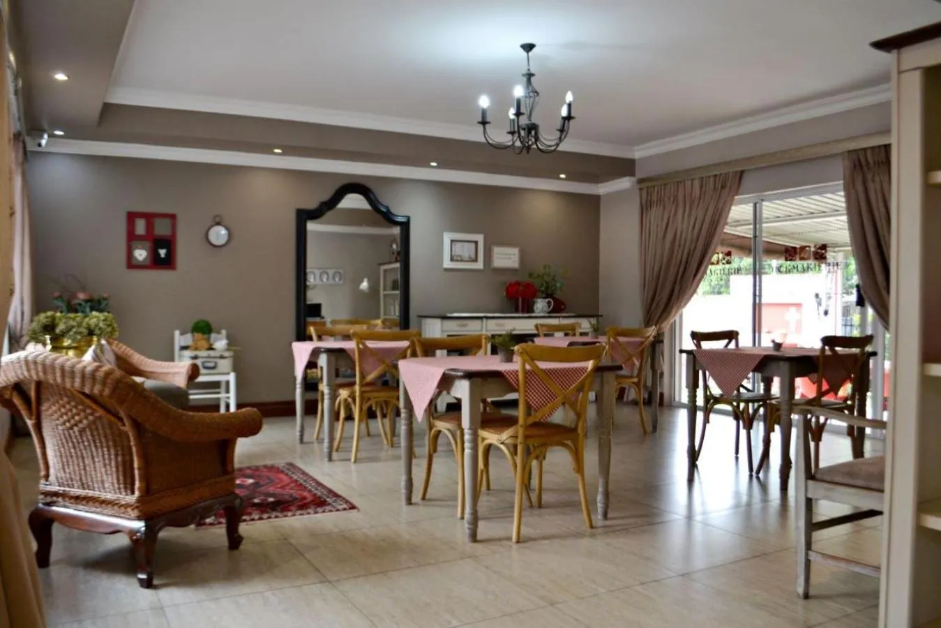 Bokmakierie Gastehuis Emalahleni Pty Ltd