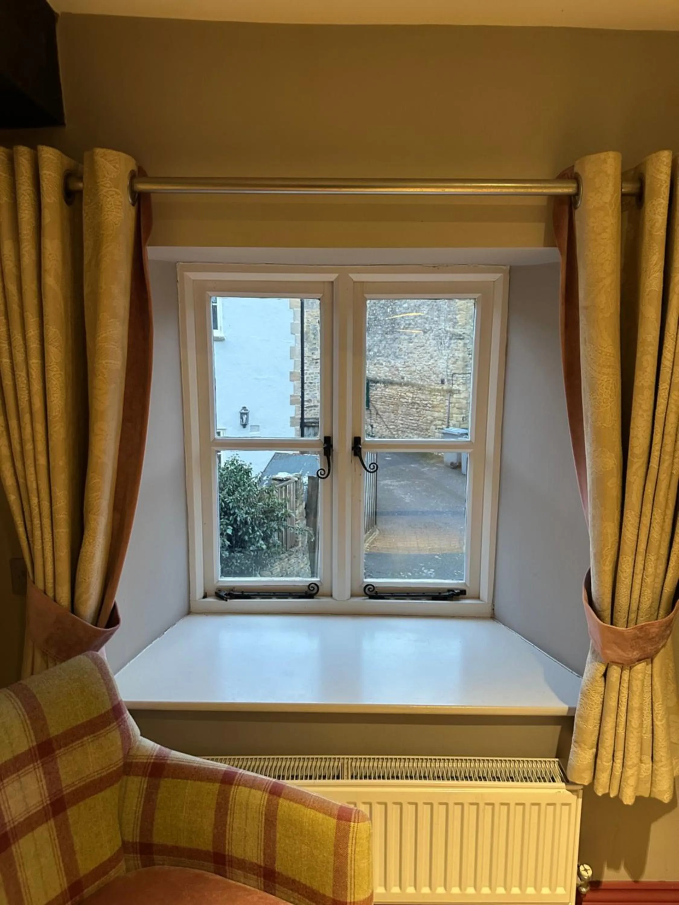 The Golden Pheasant Inn