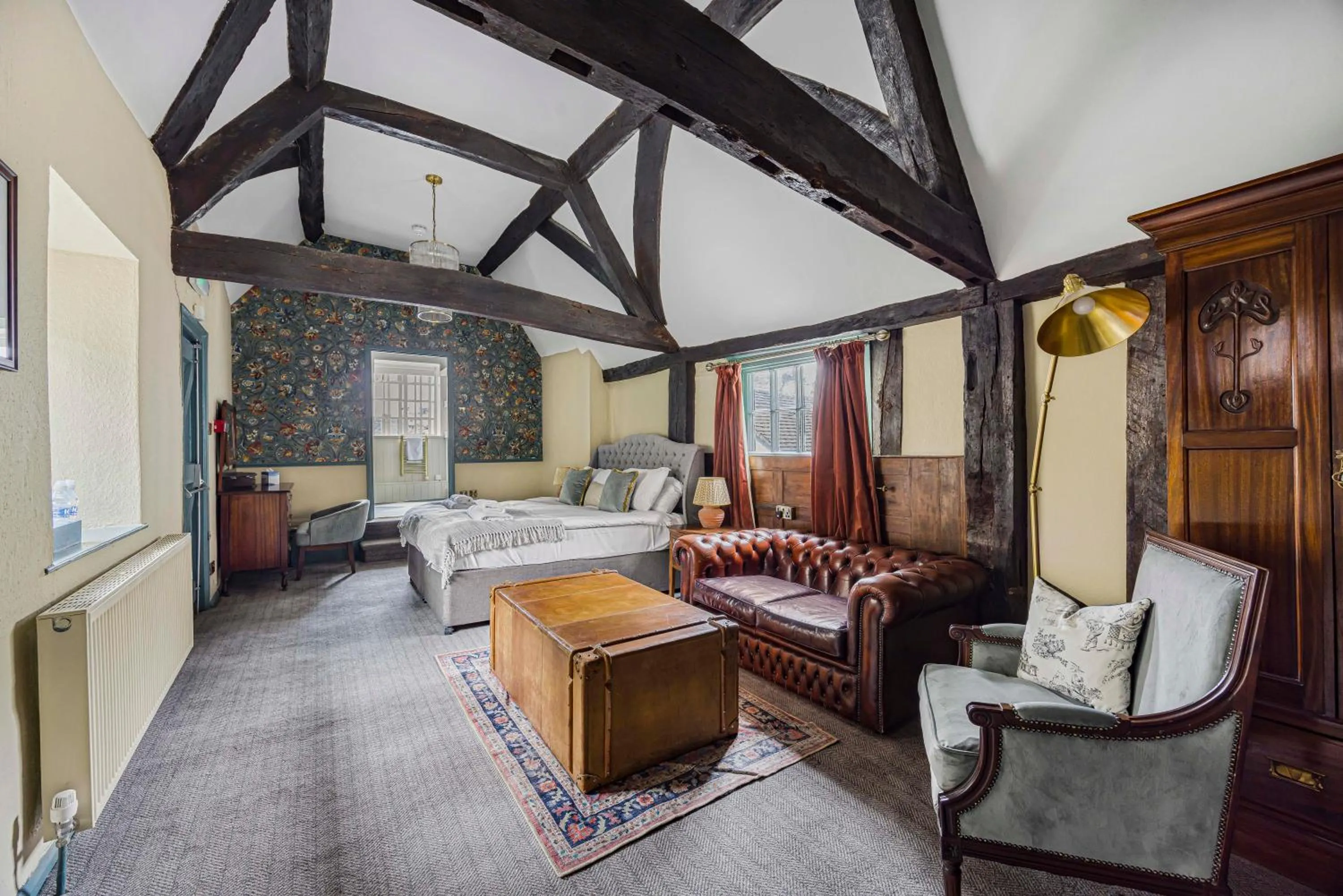 Bed in The Golden Pheasant Inn