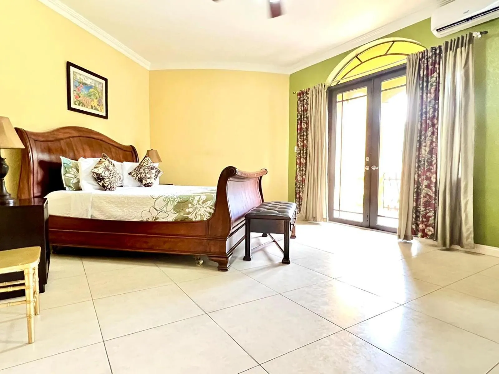 Bed in Milbrooks Resort Jamaica