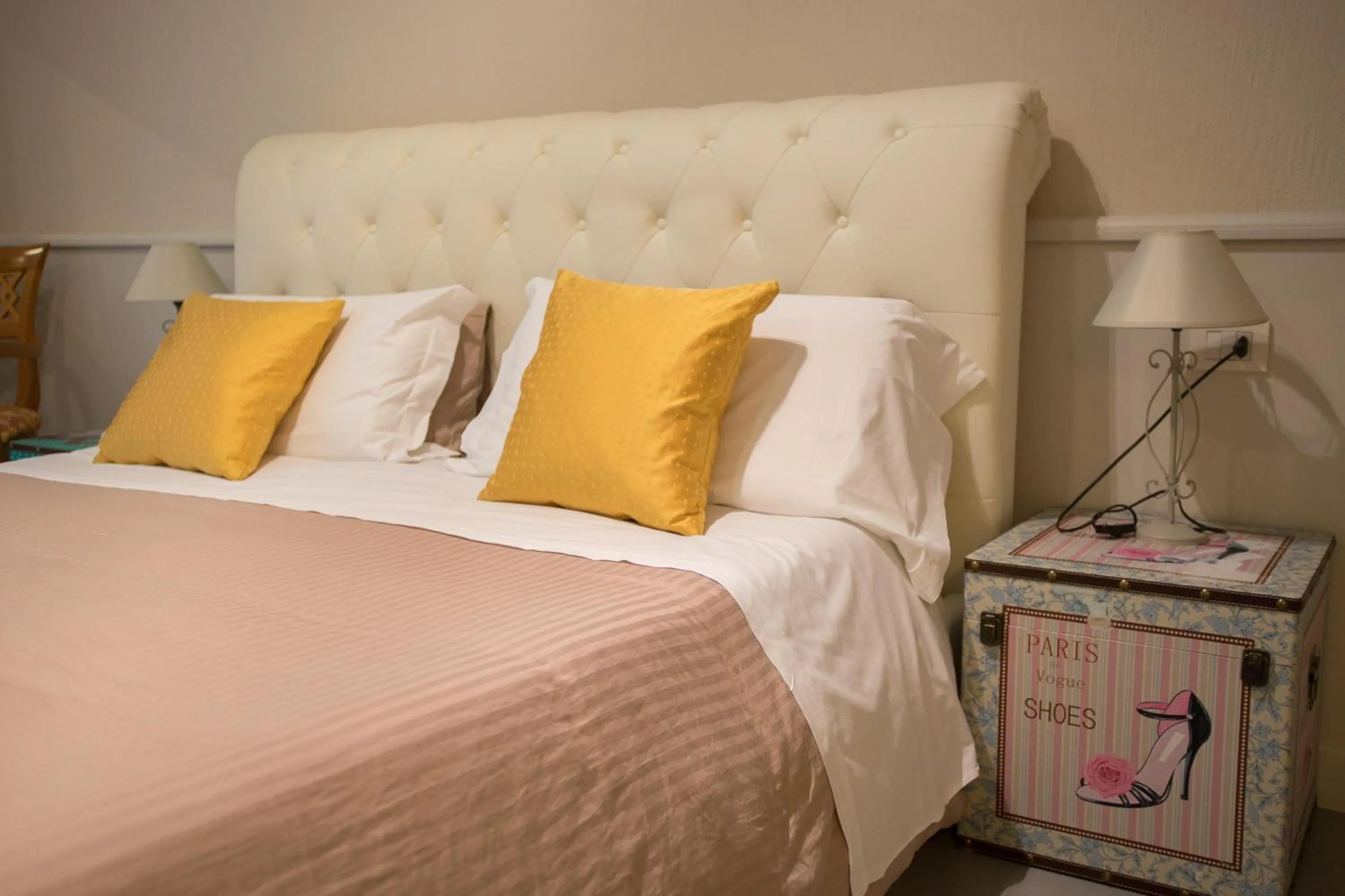 Decorative detail in B&B Le Grazie