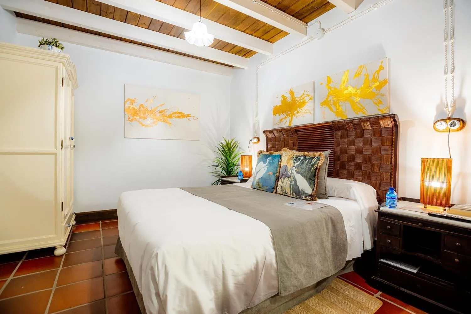 Bed in ON Acebuchal 23