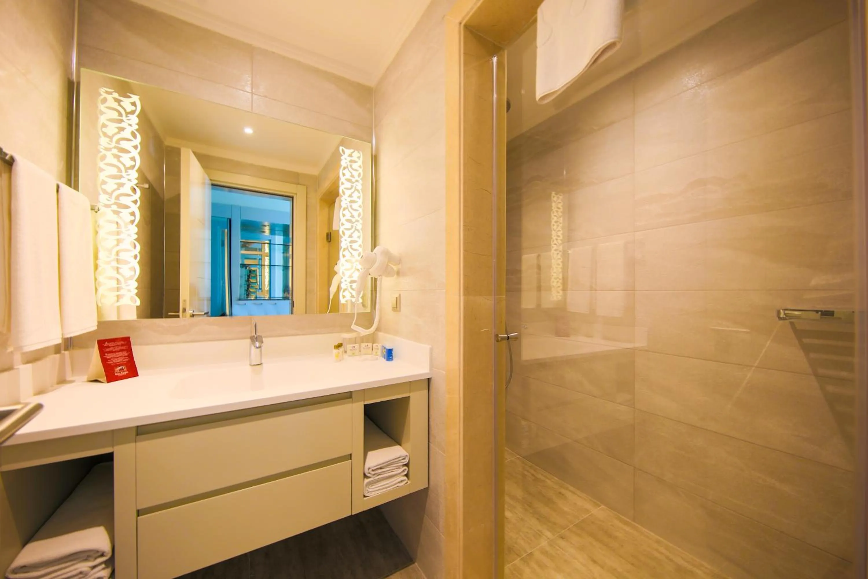 Shower in Horus Paradise Resort - Ultra All Inclusive