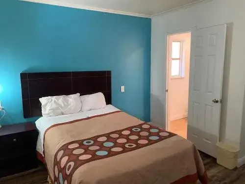 Holiday Motel Holiday Motel