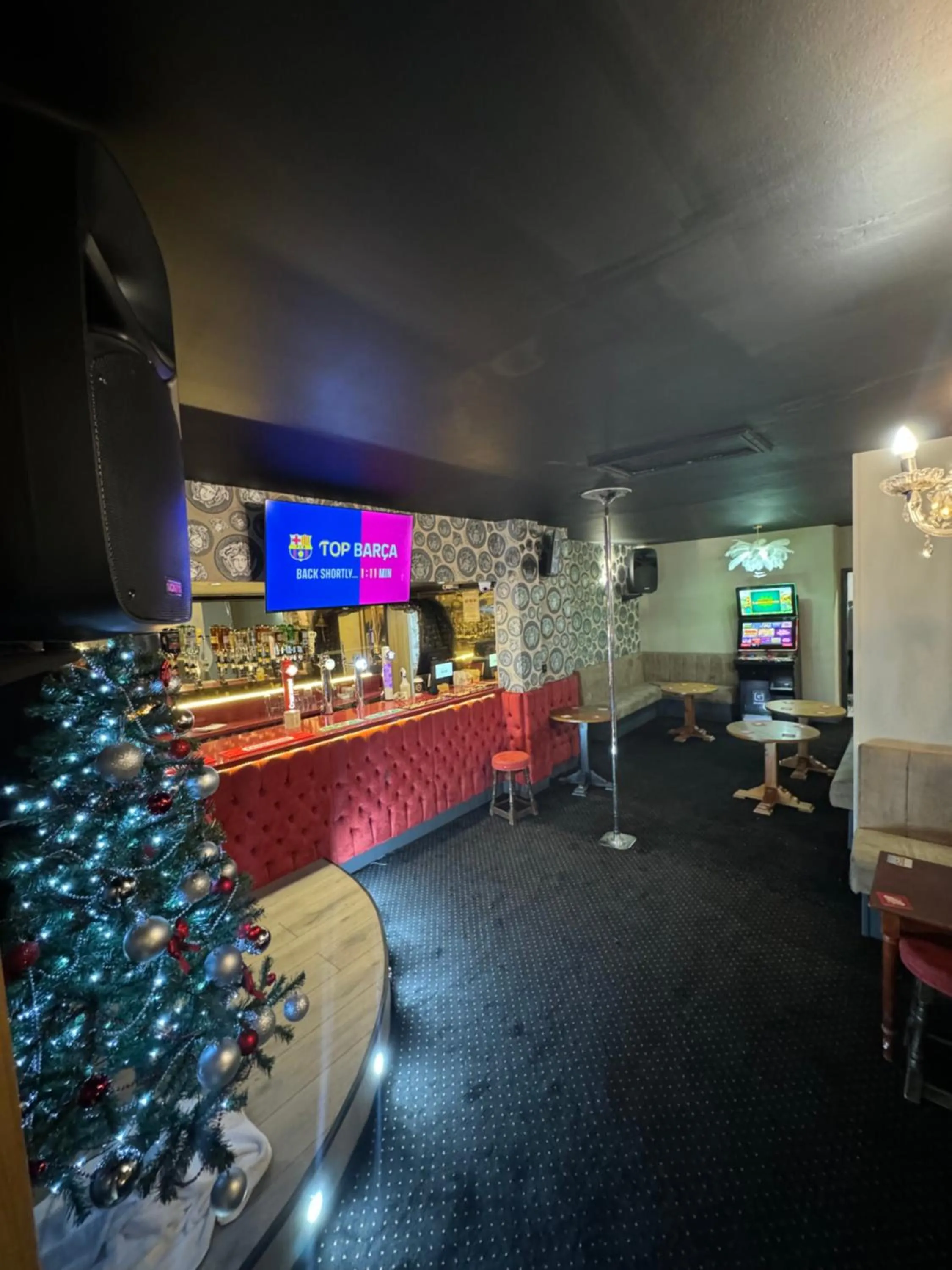 Lounge or bar in The New Valron Hotel