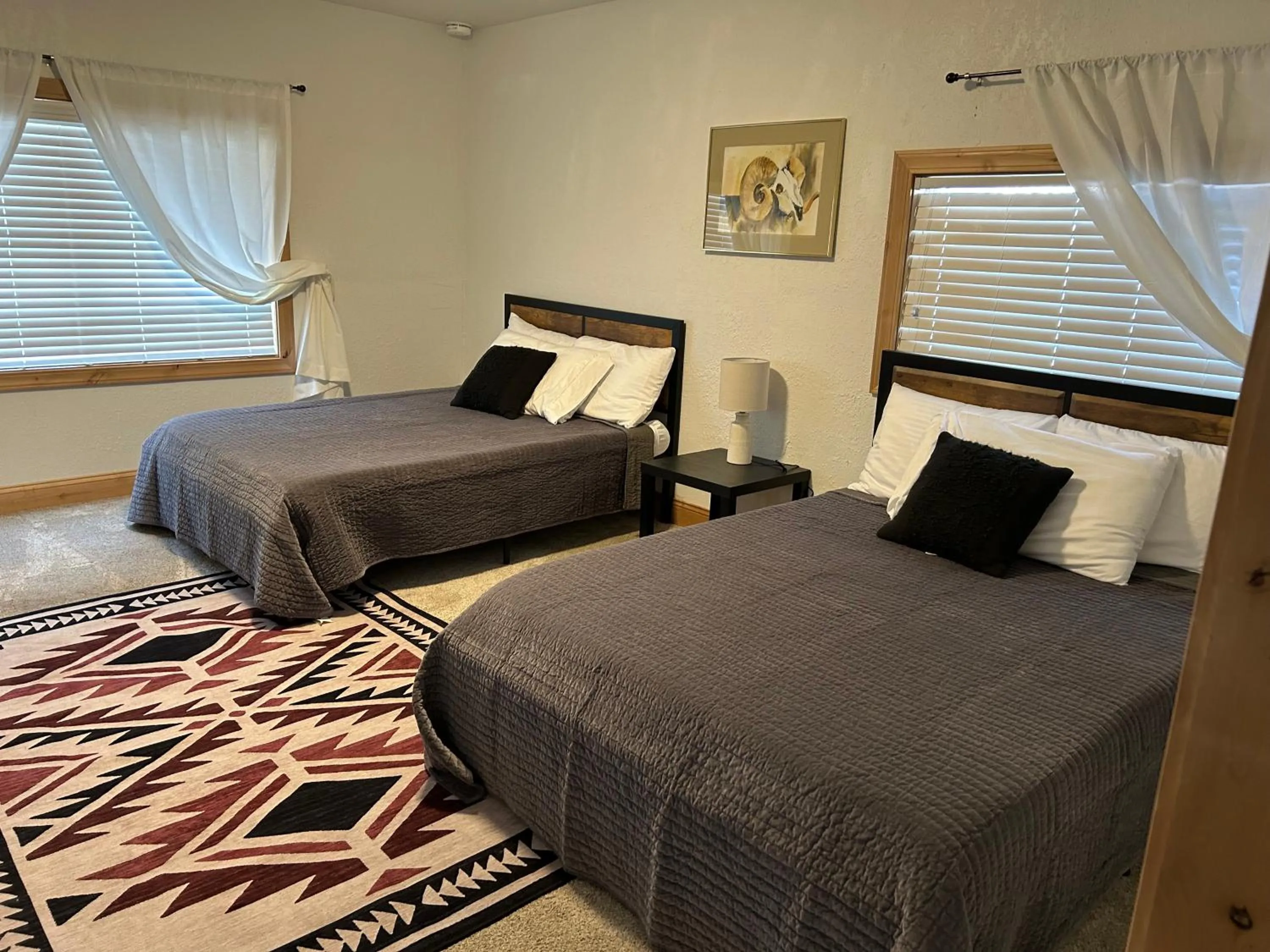 Bed in Chinook Winds Lodge