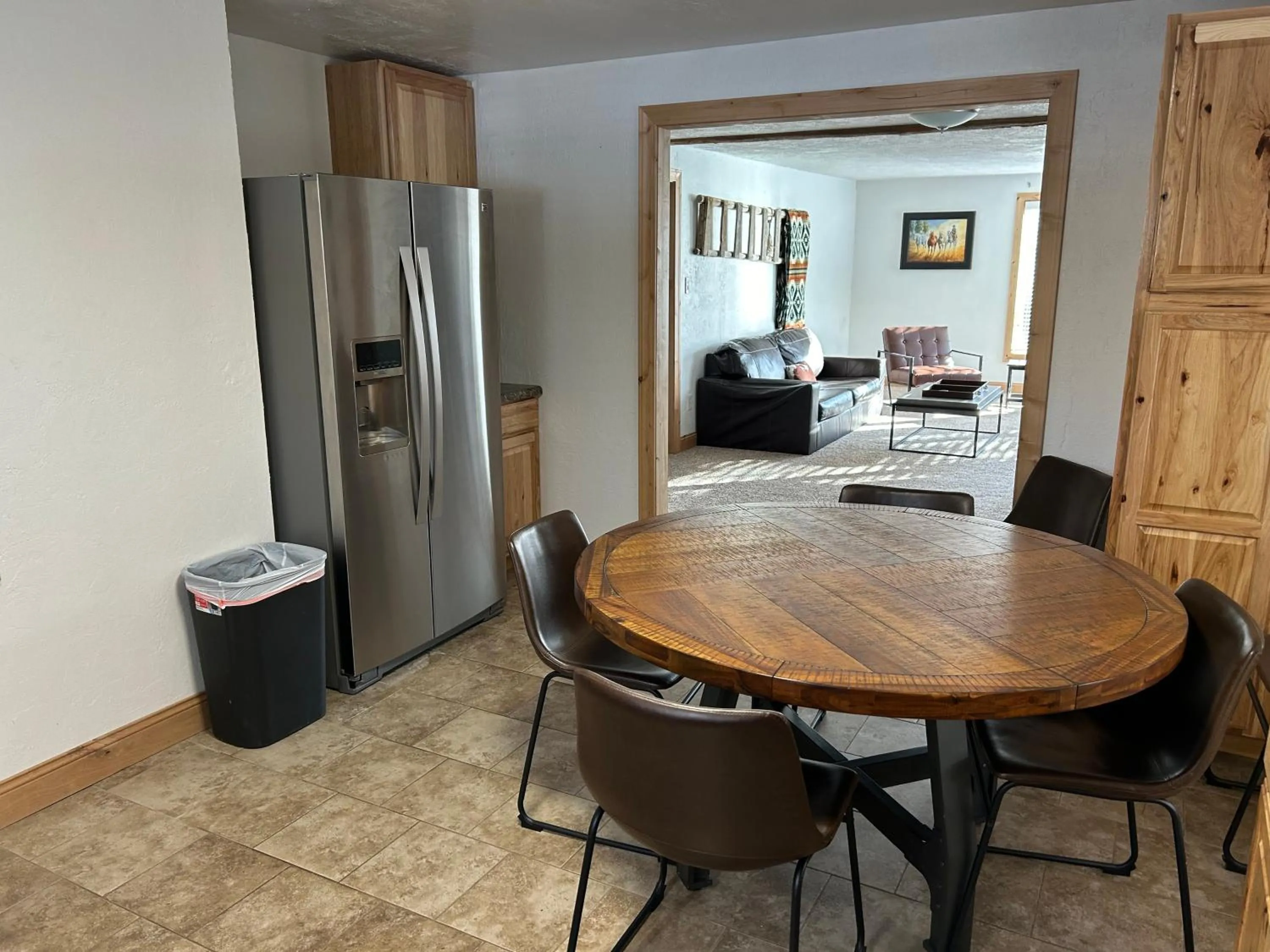 Kitchen or kitchenette in Chinook Winds Lodge