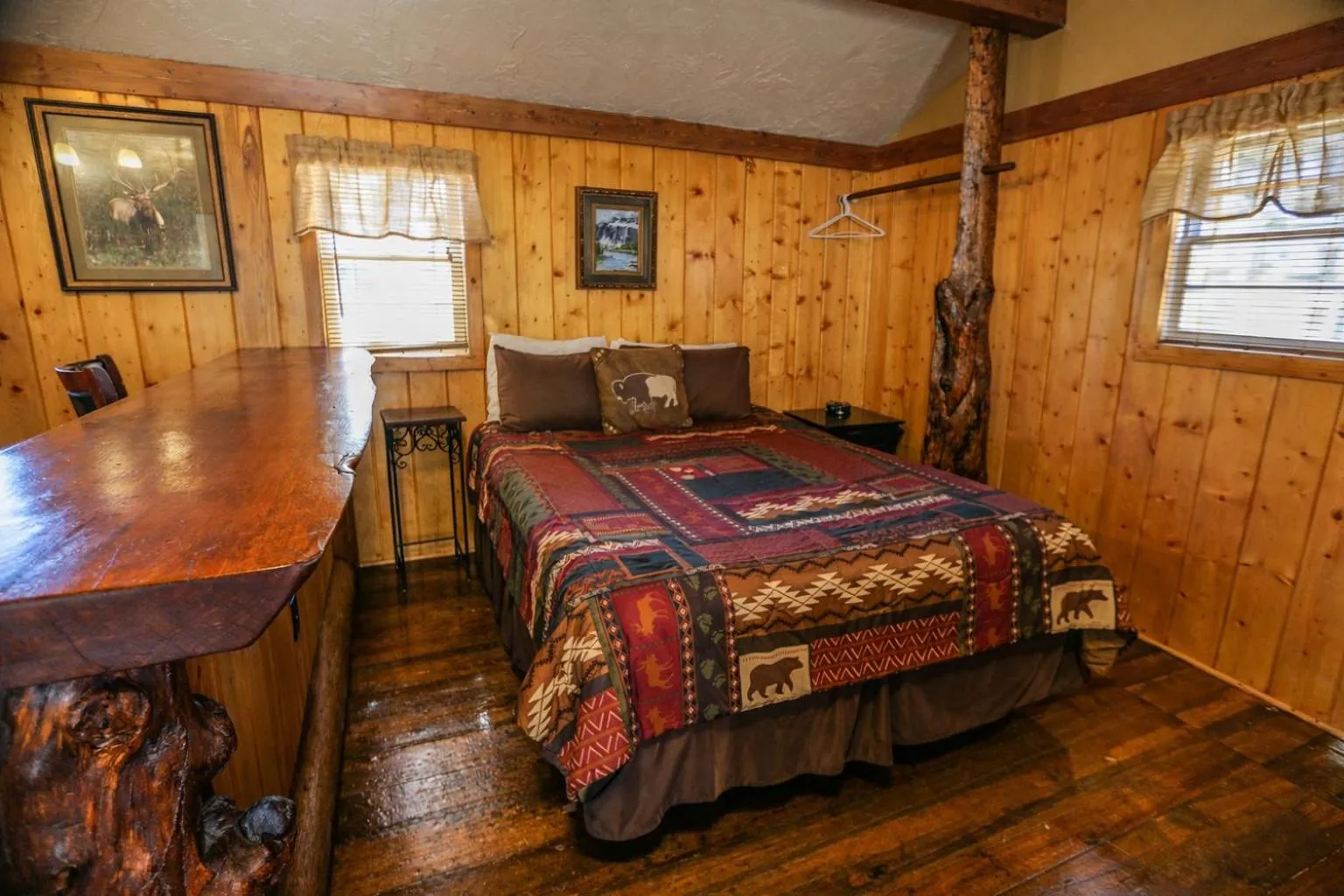 Bed in Chinook Winds Lodge