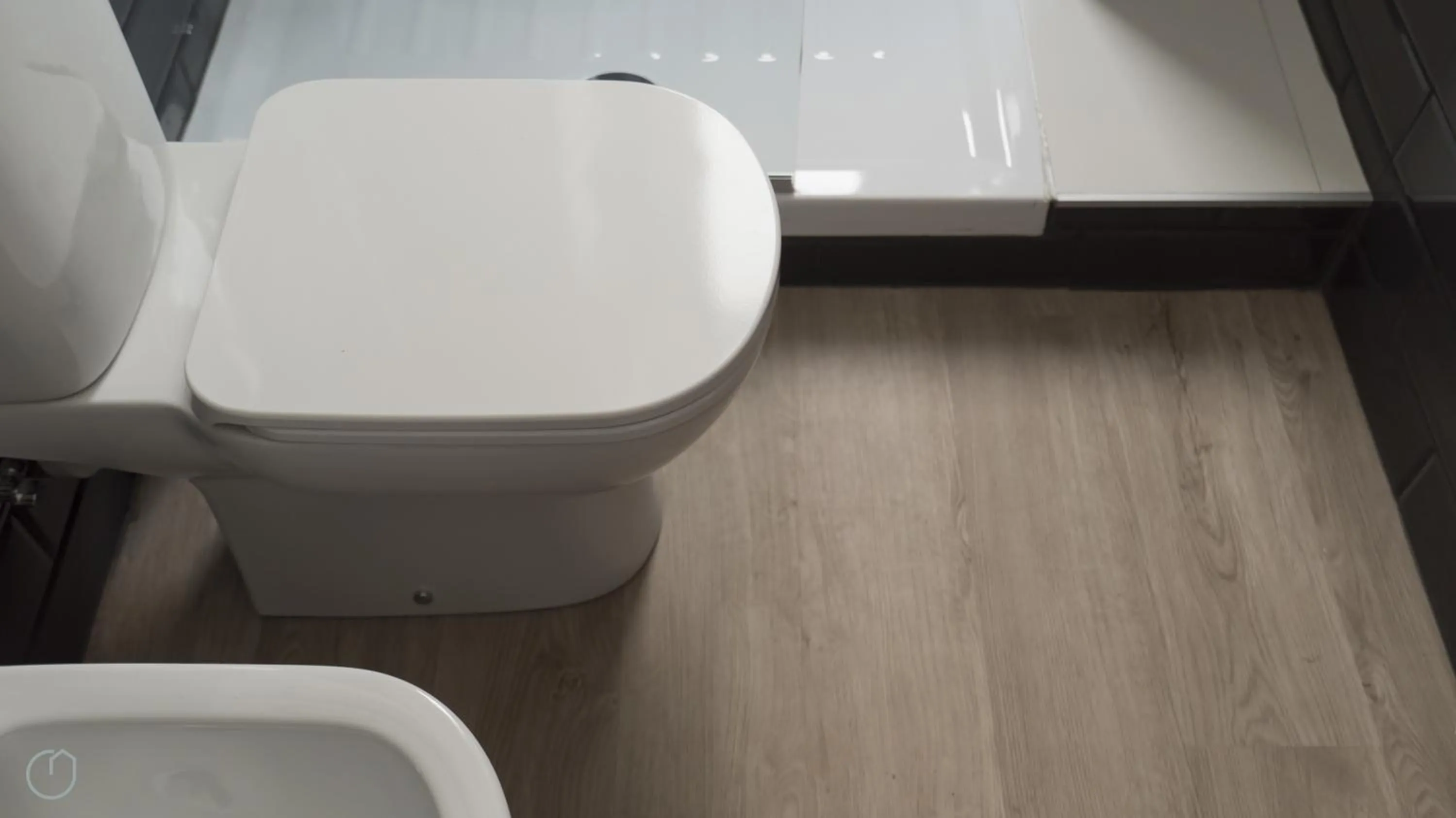 Toilet in Italianway-Melzo 12